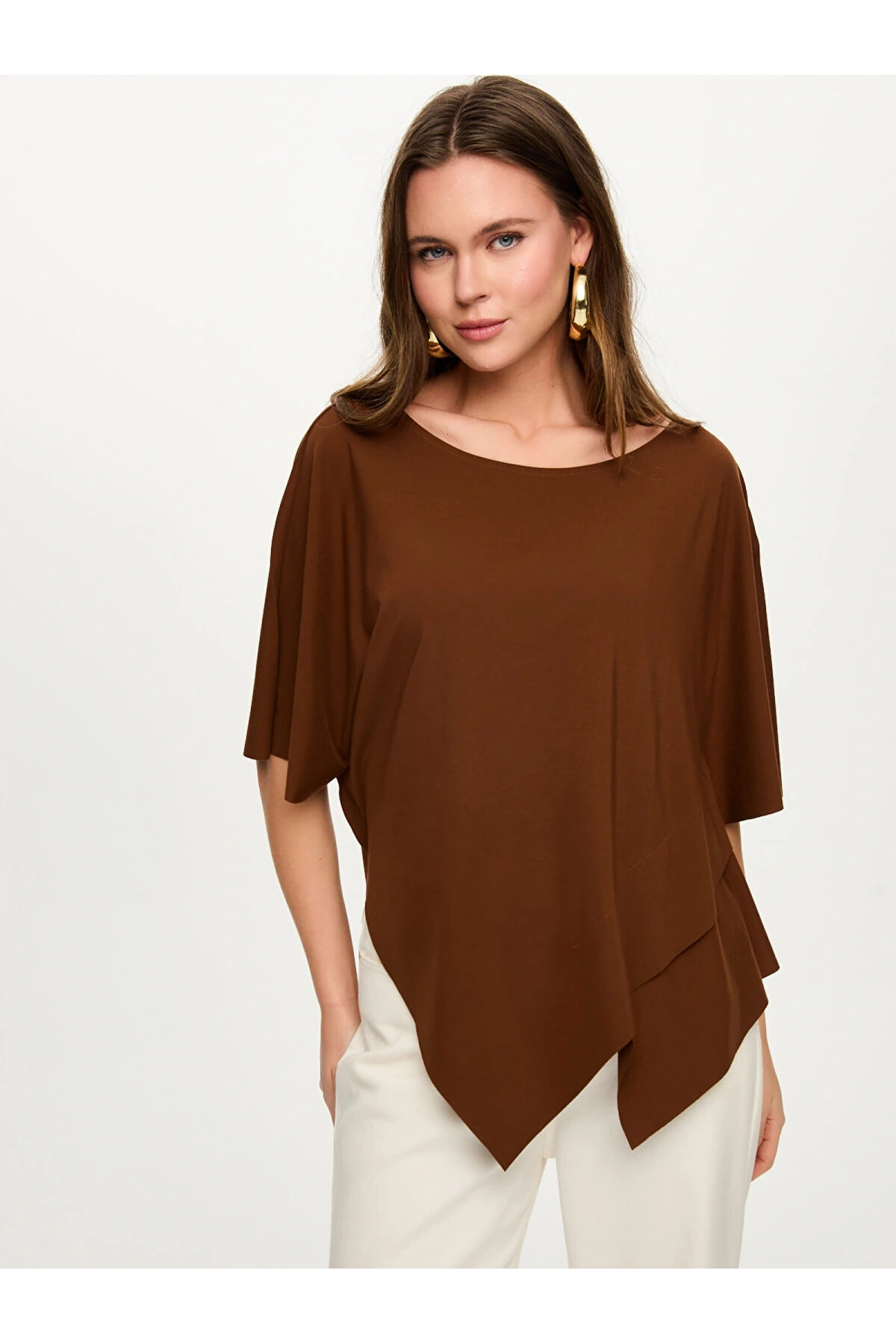 Faik Sönmez Mendil Form Asimetrik Yuvarlak Yaka T-Shirt US26TSH062