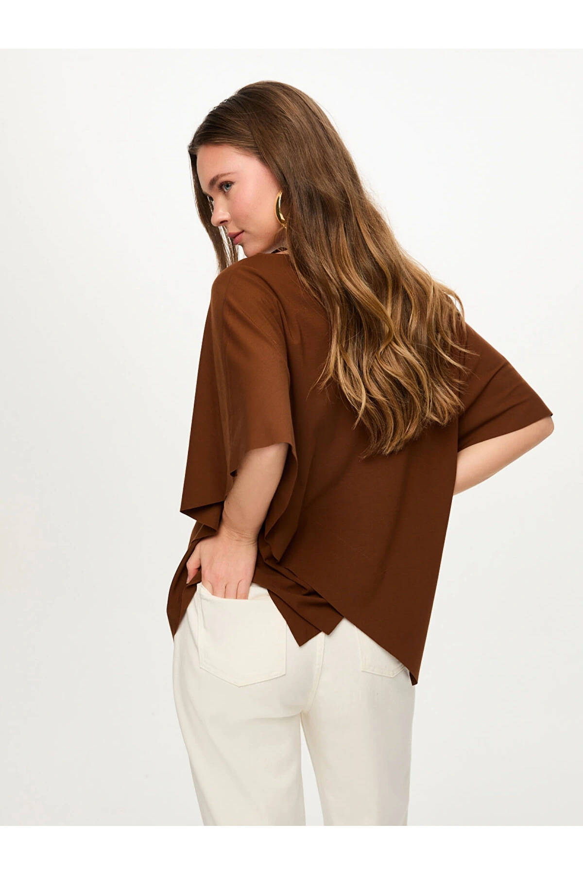 Faik Sönmez Mendil Form Asimetrik Yuvarlak Yaka T-Shirt US26TSH062