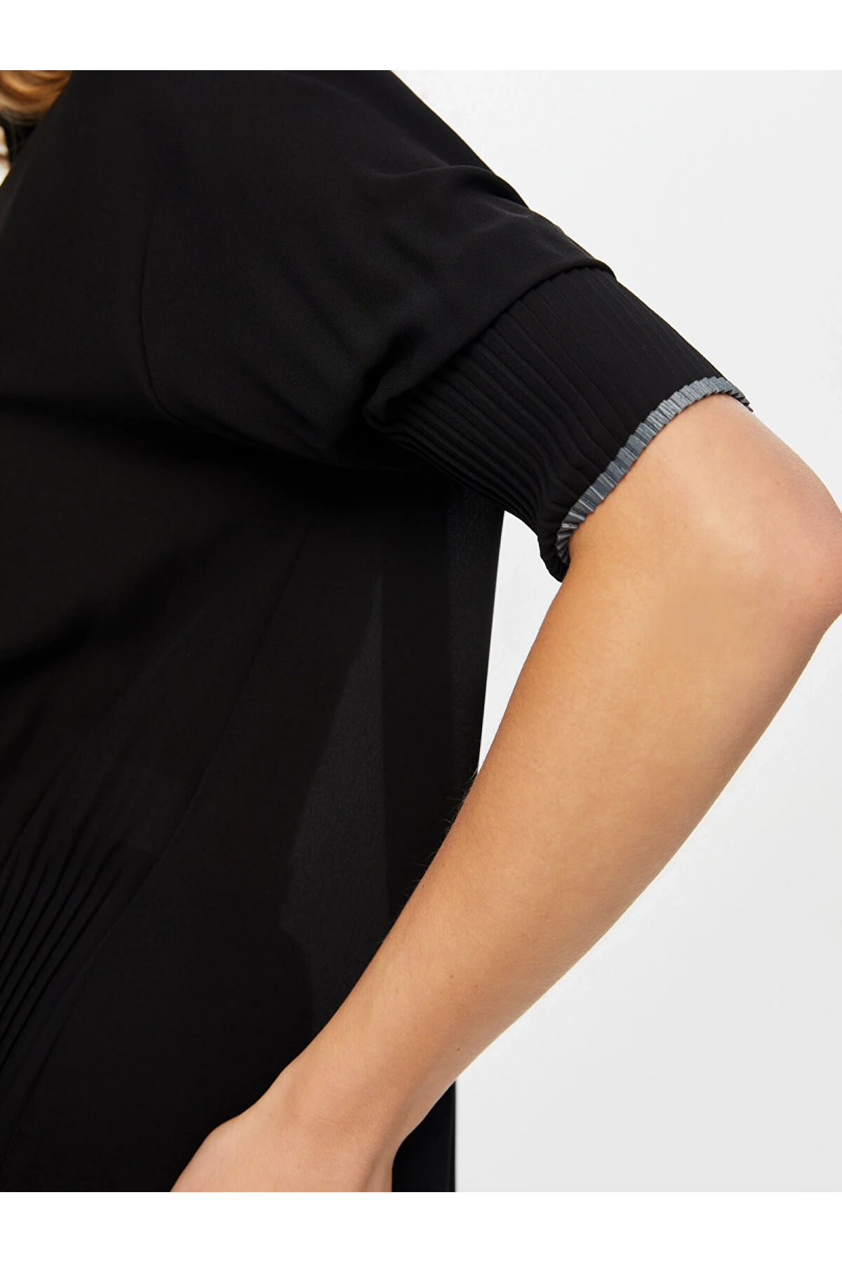 Faik Sönmez Triko Bantlı Eteği Pilise Detaylı Bluz US26BLZ005