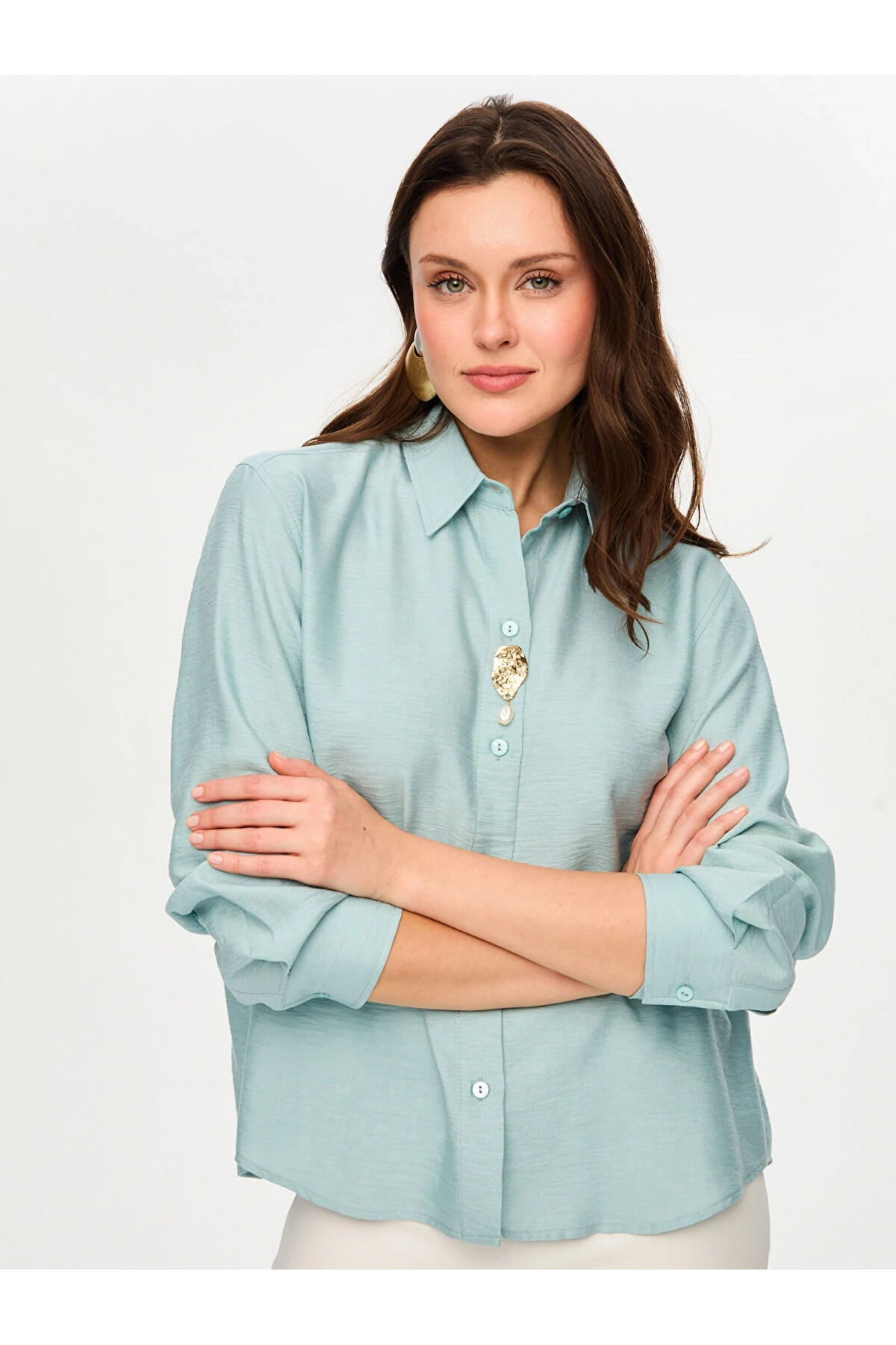 Faik Sönmez Cebi Gold İnci Aksesuarlı Kendinden Desenli Gömlek US26GML017