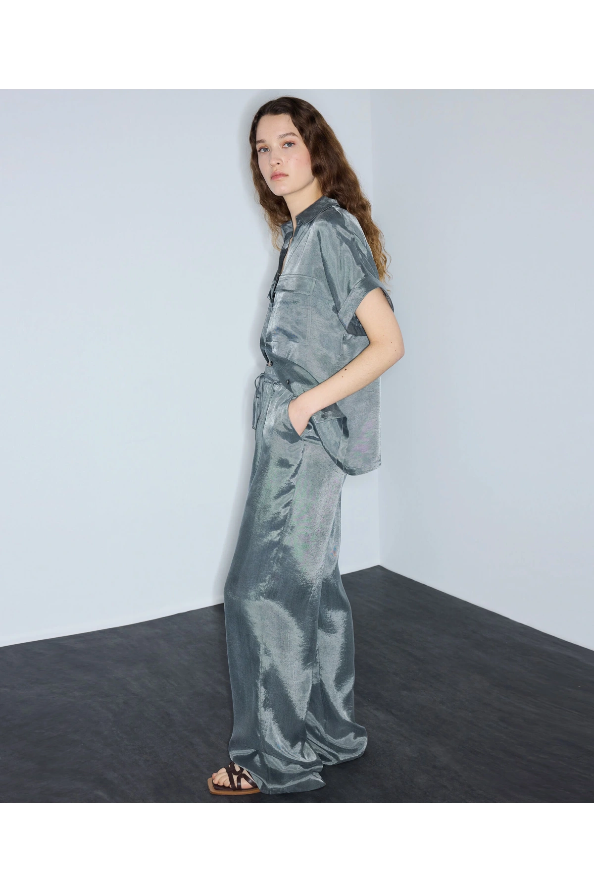 İpekyol Parlak Dokulu Wide Leg Pantolon IS1260003245