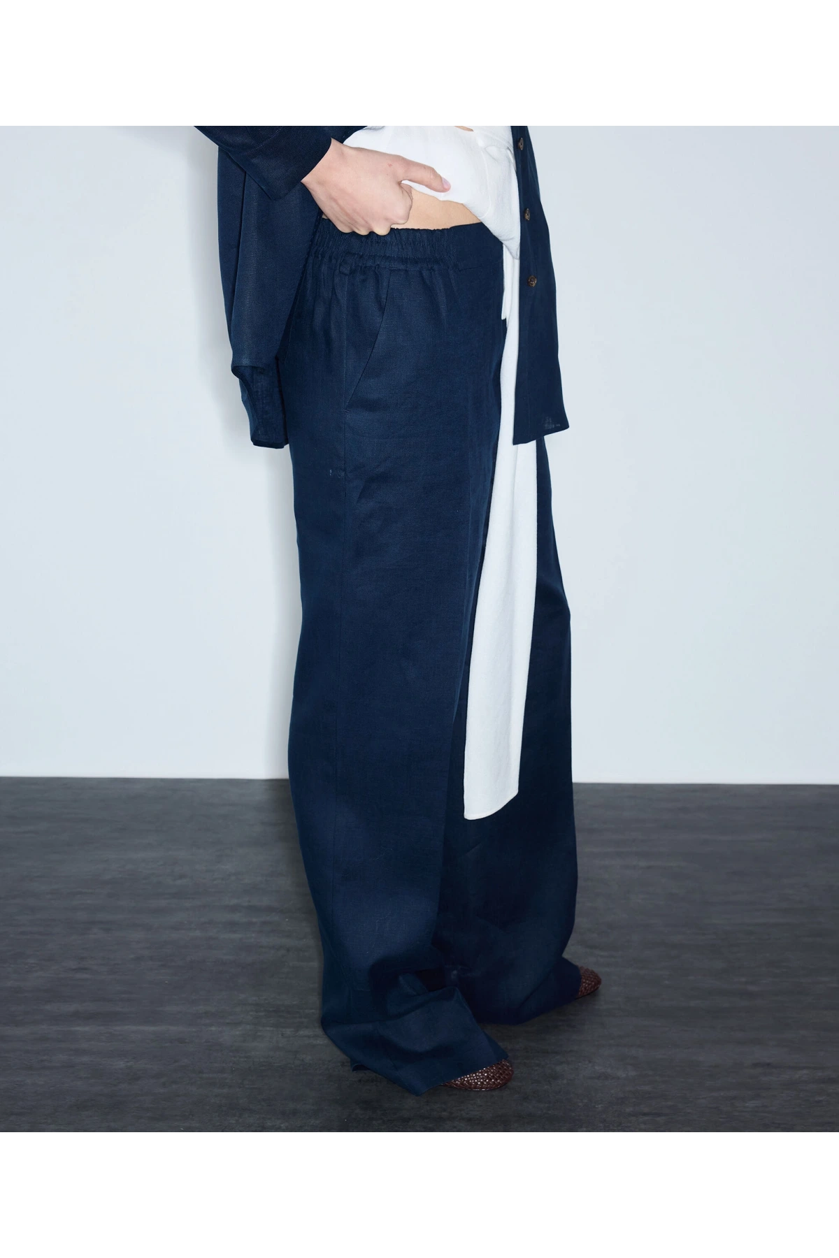 İpekyol İnce Kuşaklı Keten Pantolon IS1260003243