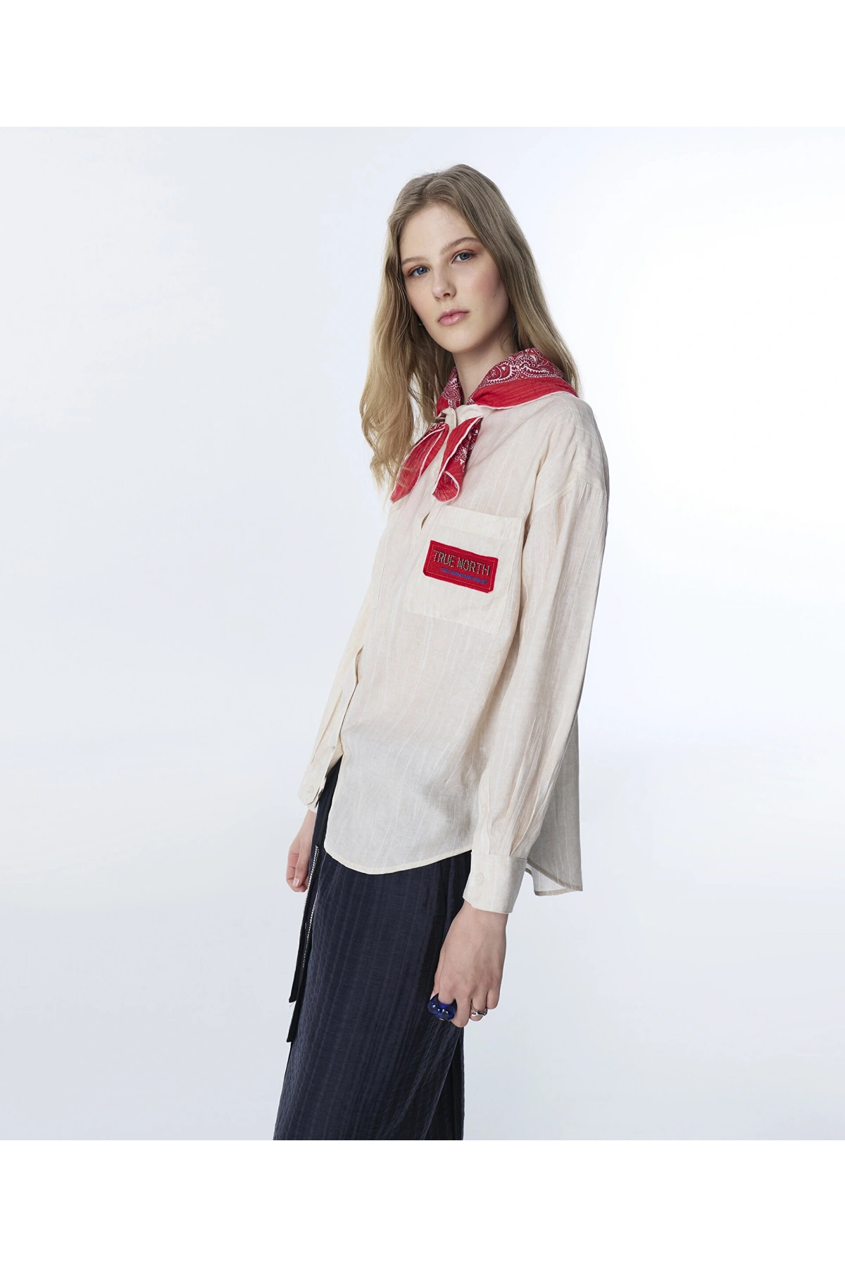 Twist Fularlı Oversize Gömlek TS1260025136