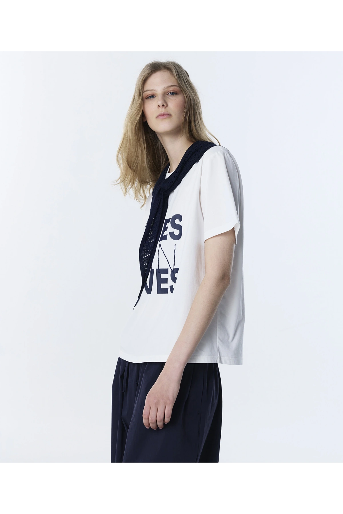 Twist Fular Aksesuarlı T-Şhirt TS1260070095