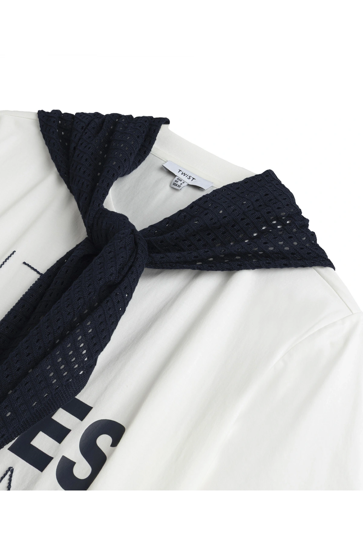 Twist Fular Aksesuarlı T-Şhirt TS1260070095