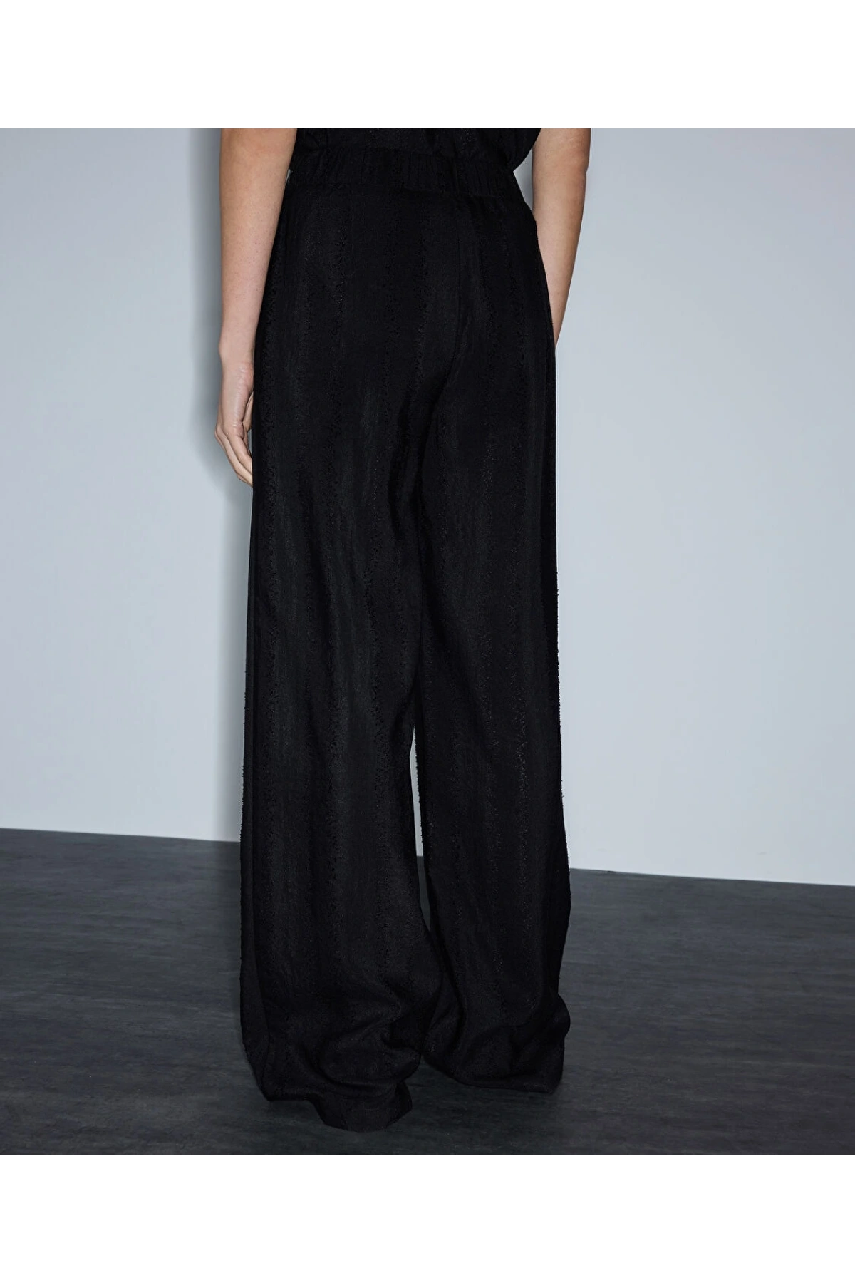 İpekyol Jakarlı Wide Leg Pantolon IS1260003119