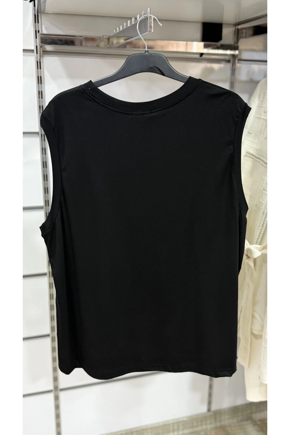 Ahsen Sıfır Kol Bluz 25YGMK2401