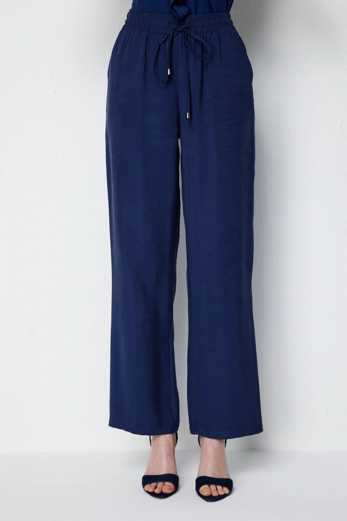Ekol Beli Bağcıklı Bol Paça Pantolon 01204