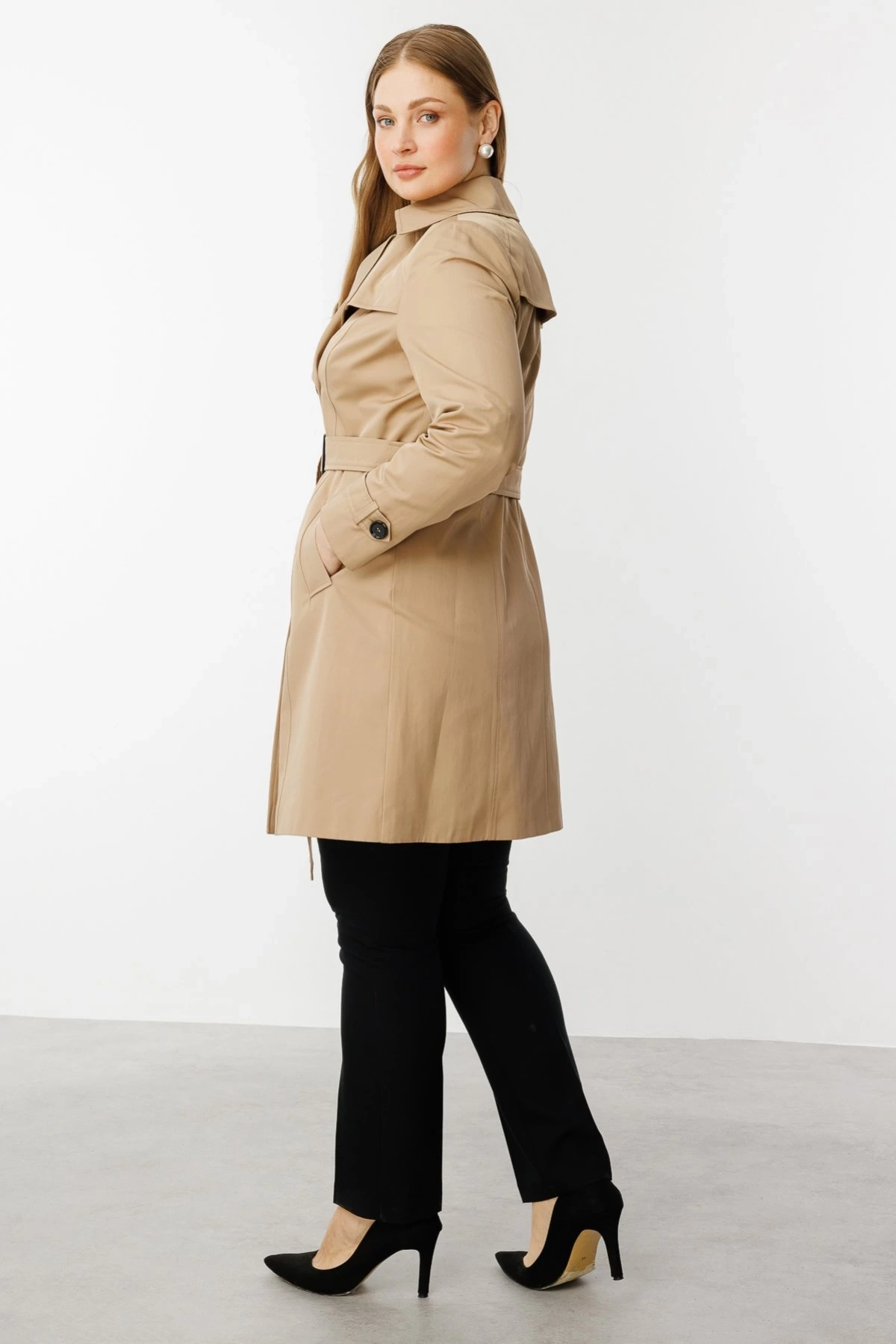 Ekol Beli Kuşaklı Düğmeli Trençkot 07502
