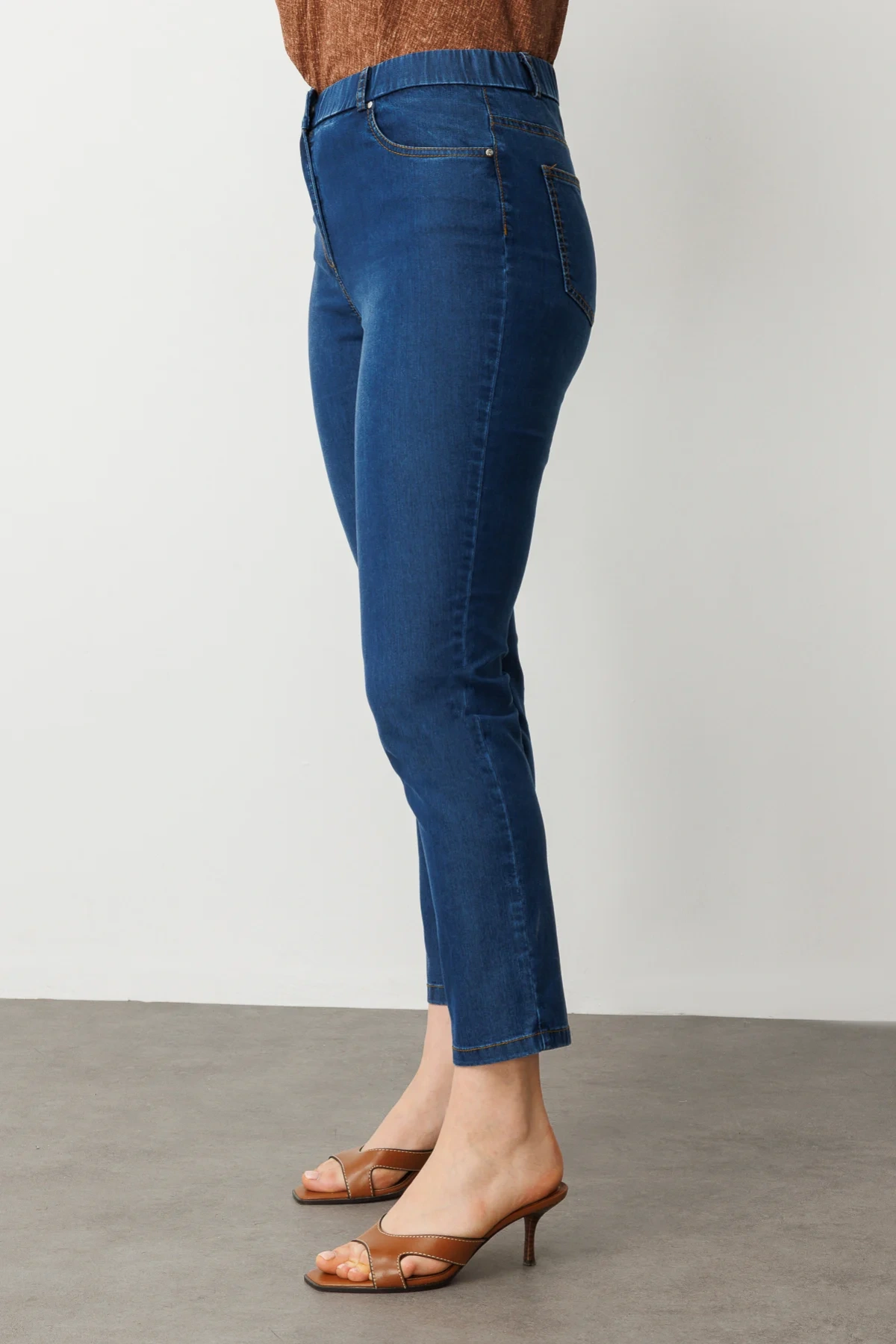 Ekol Beli Lastikli Boru Paça İndigo Mavisi Kadın Pantolon 02120