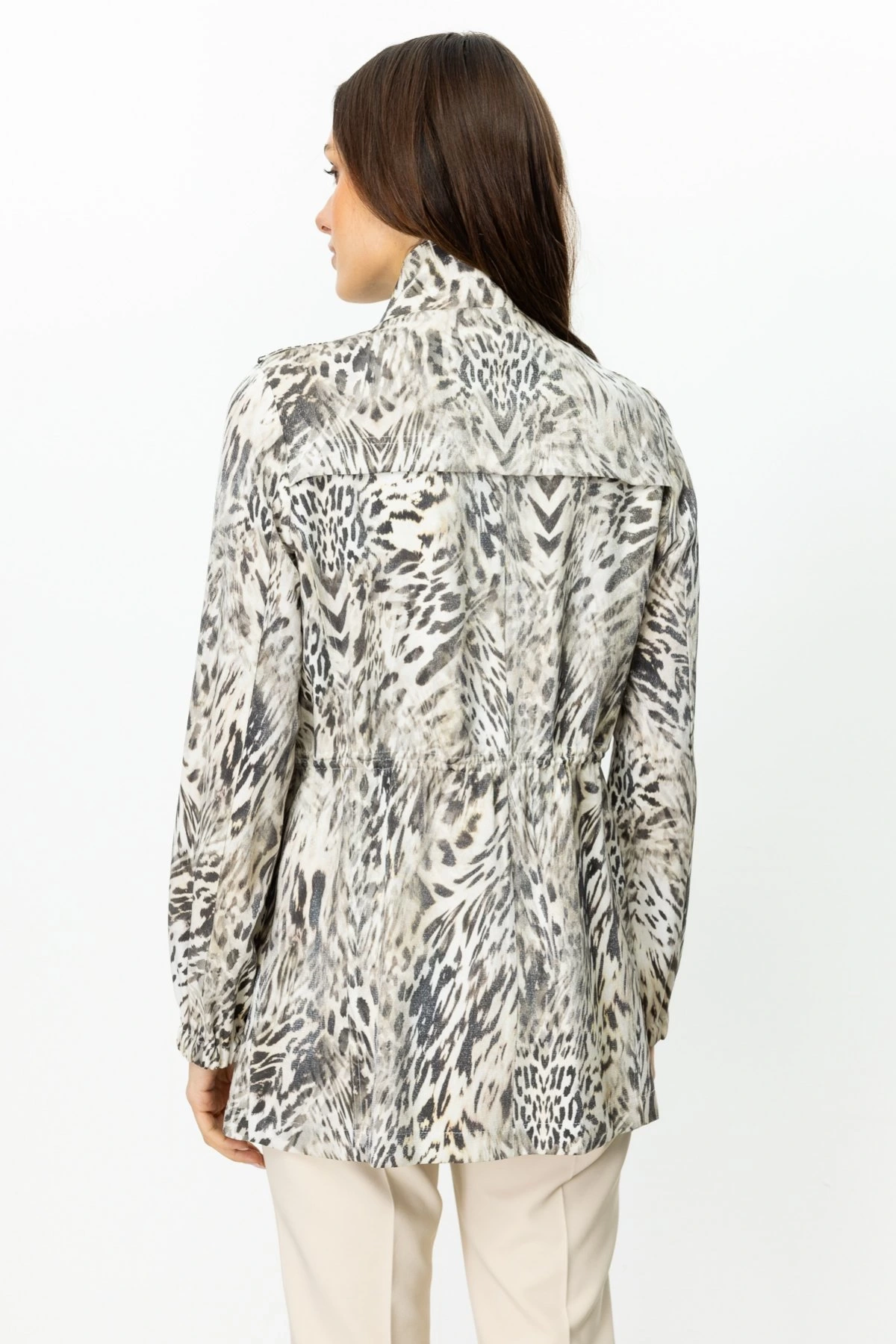 Ekol Beli Lastikli Desenli Kadın Kum Rengi Trençkot 07042