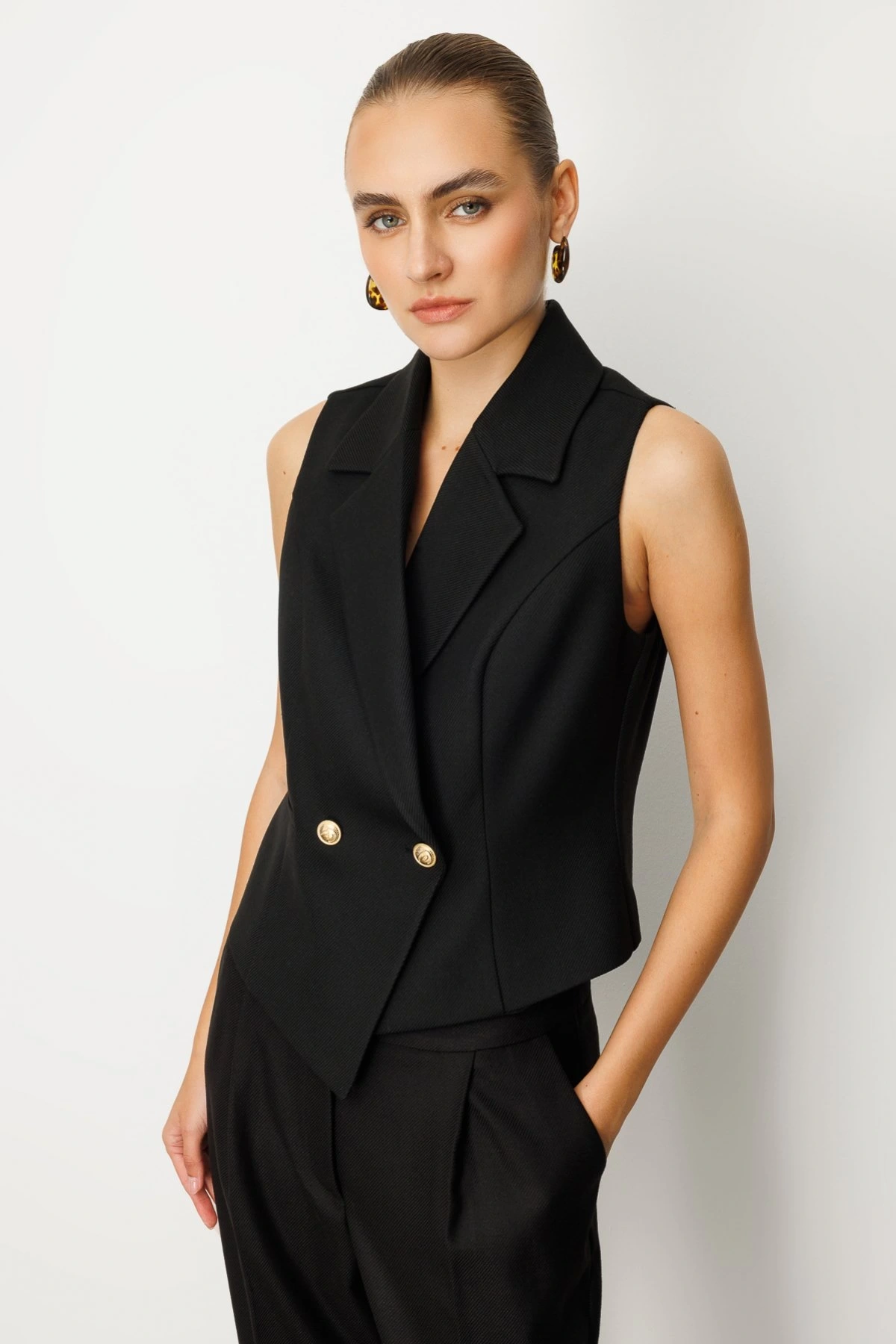Ekol Cep Detaylı Kadın Siyah Yelek 05053