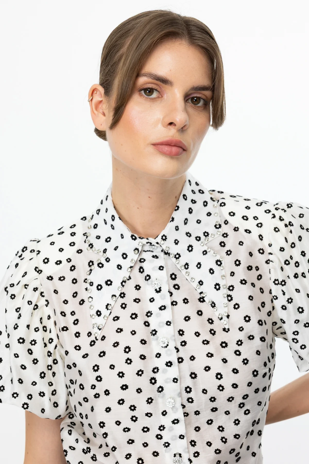 Ekol Çiçek Desen Taşlı Bluz 03066