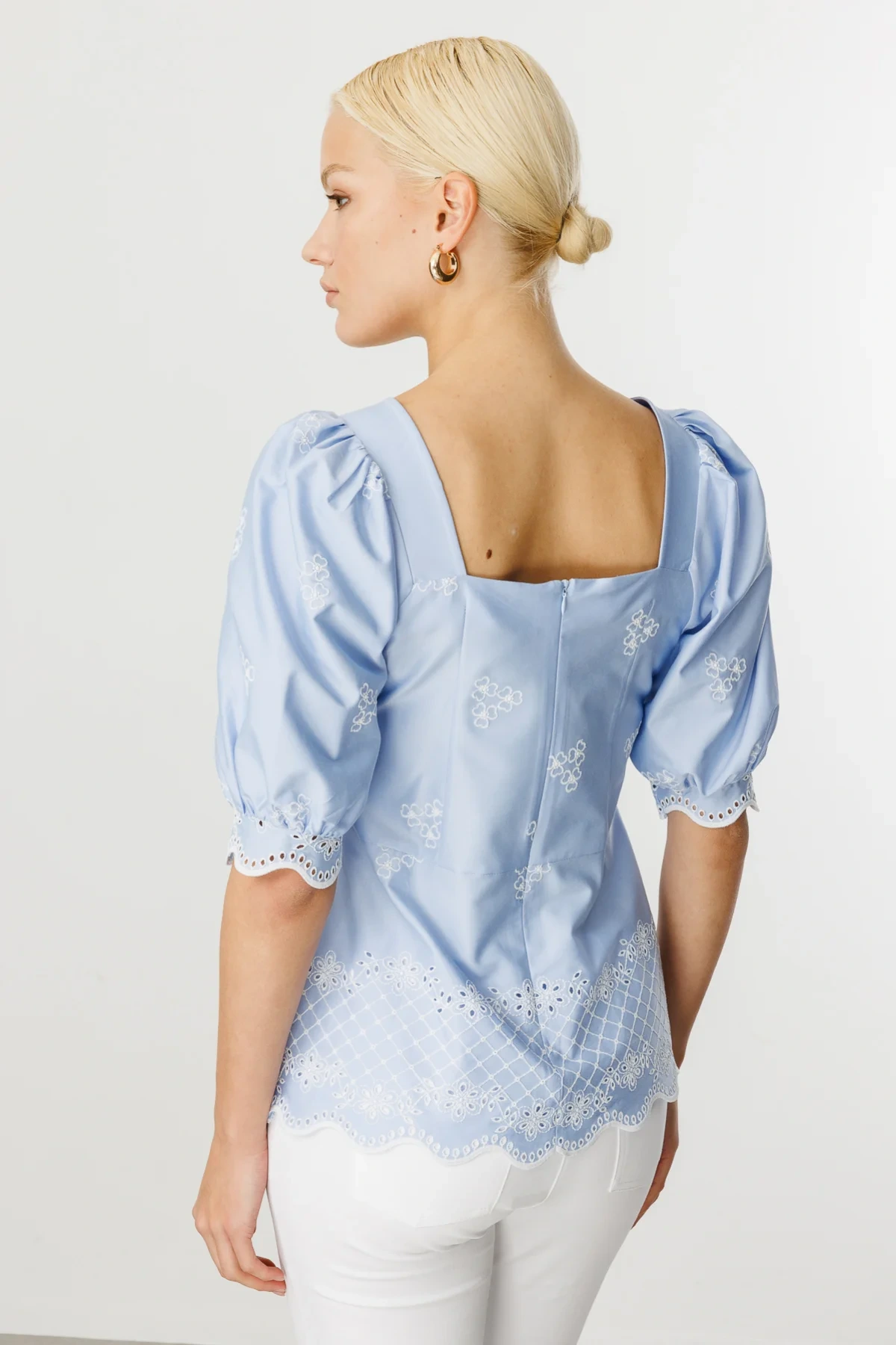 Ekol Çiçek İşlemeli Balon Kol Bluz 03030