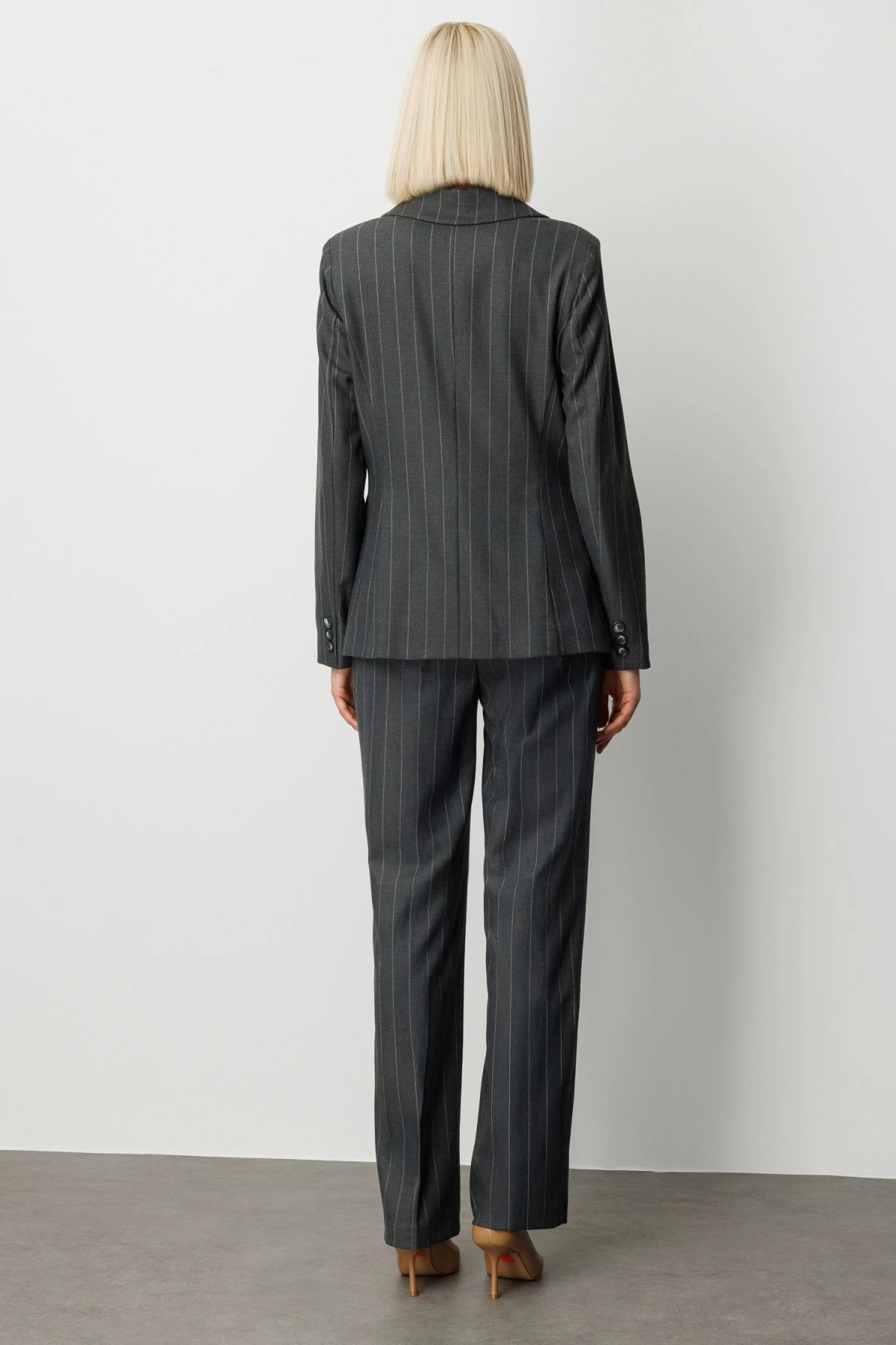 Ekol Çizgili Kapak Cepli Kadın Antrasit Ceket 05127