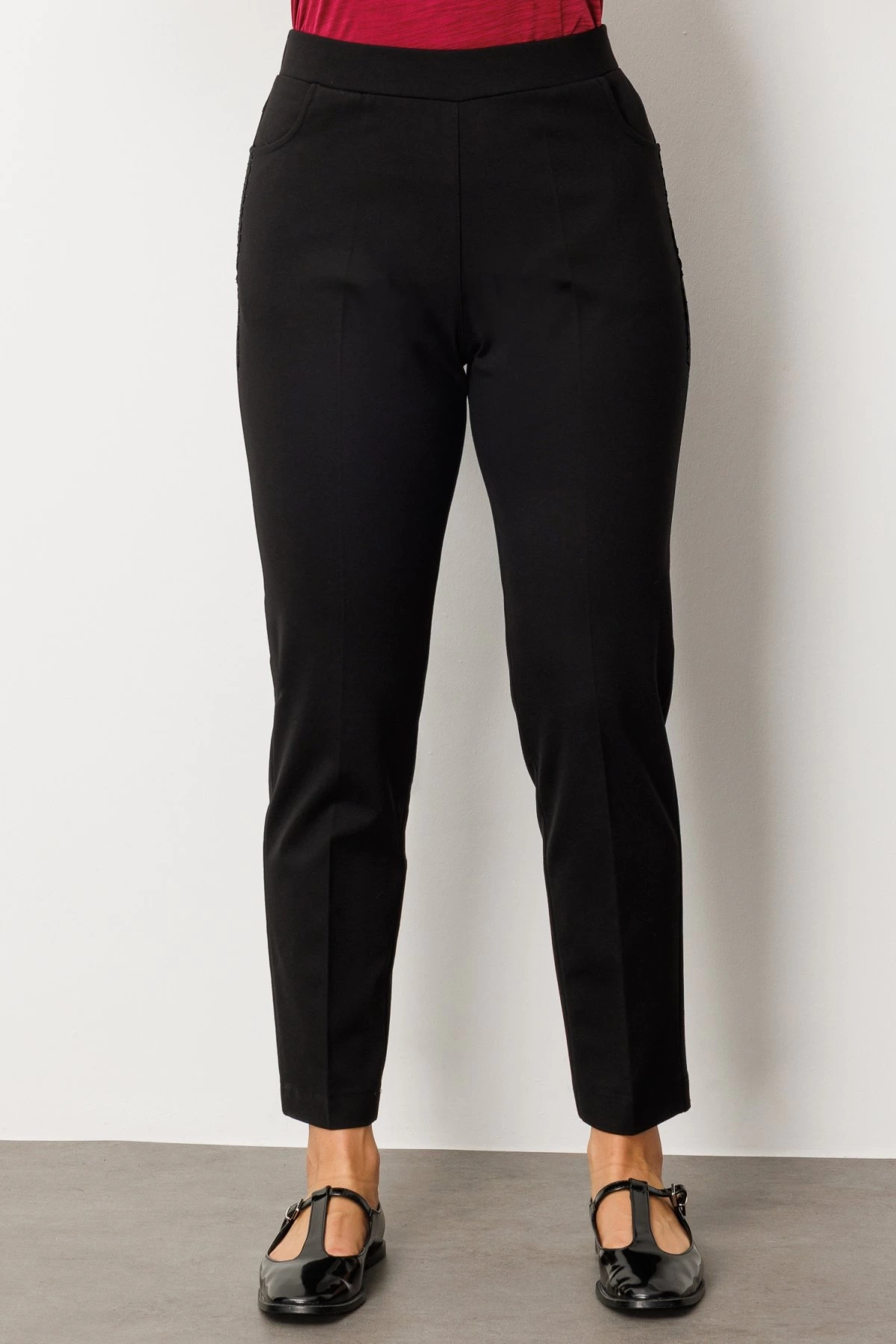 Ekol Dantel Süslemeli Dar Paça Pantolon 01087