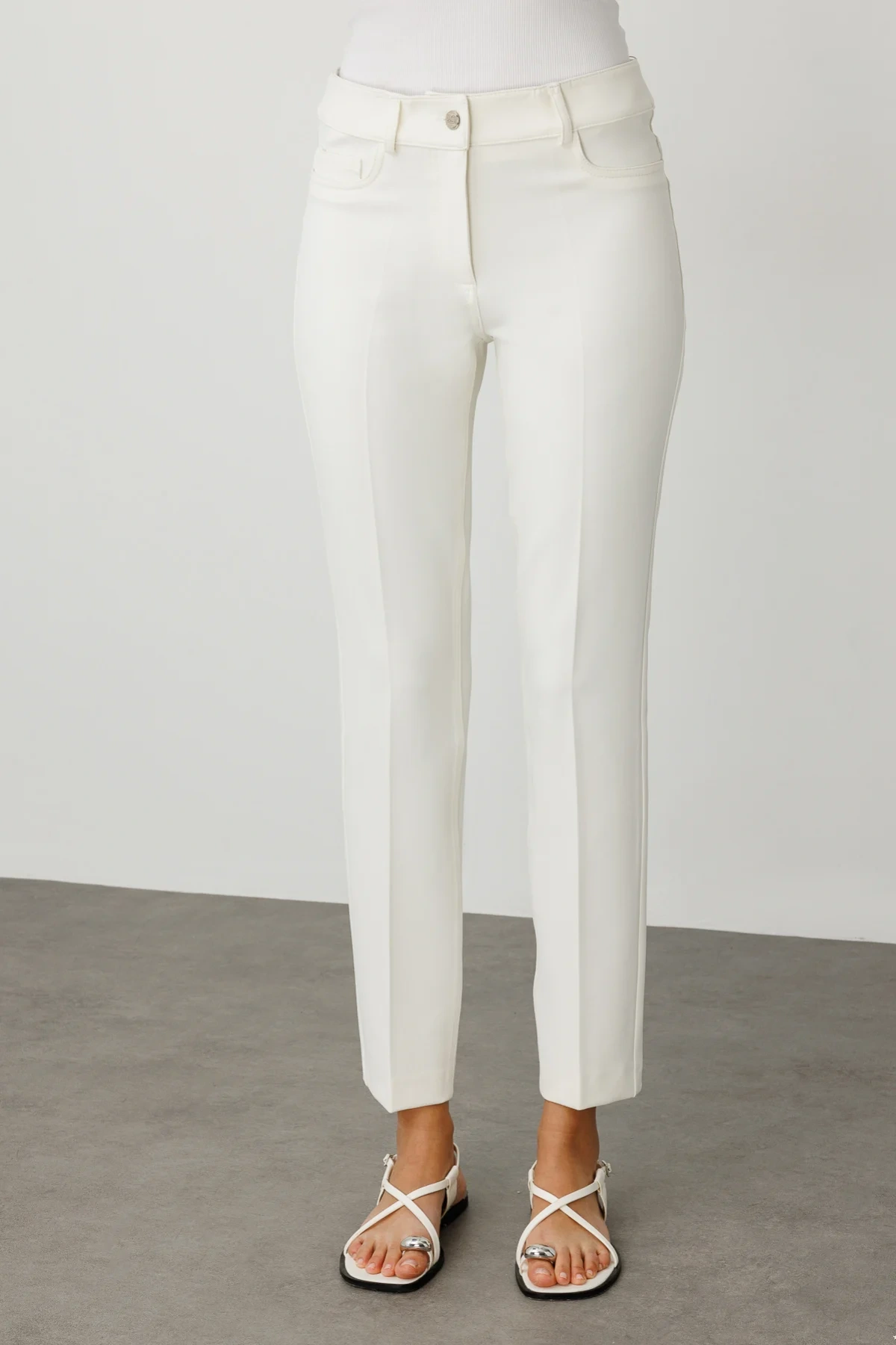 Ekol Dar Paça Kumaş Ekru Kadın Pantolon 02142