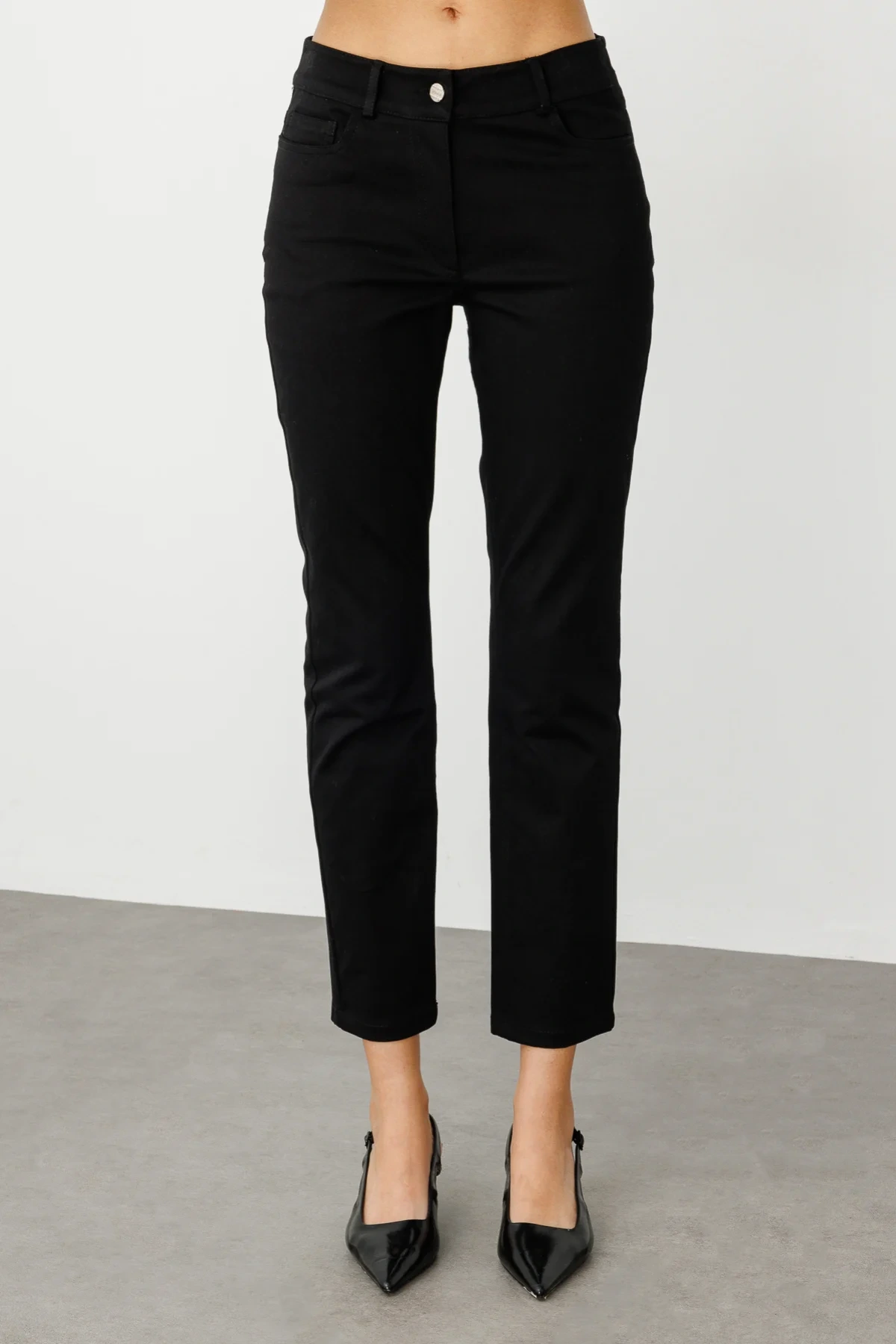 Ekol Dar Paça Siyah Kadın Kumaş Pantolon 02142