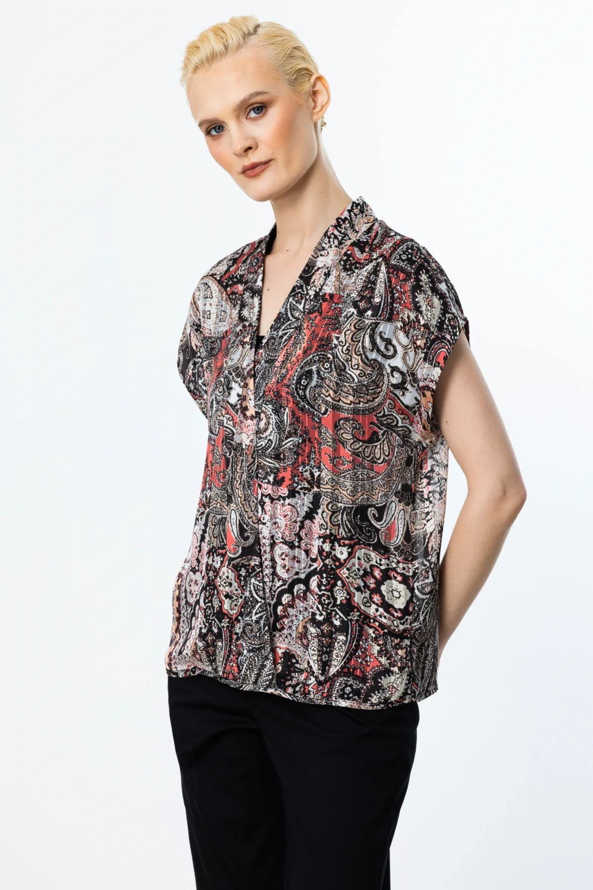 Ekol Desenli V Yaka Siyah Kadın Bluz 03140