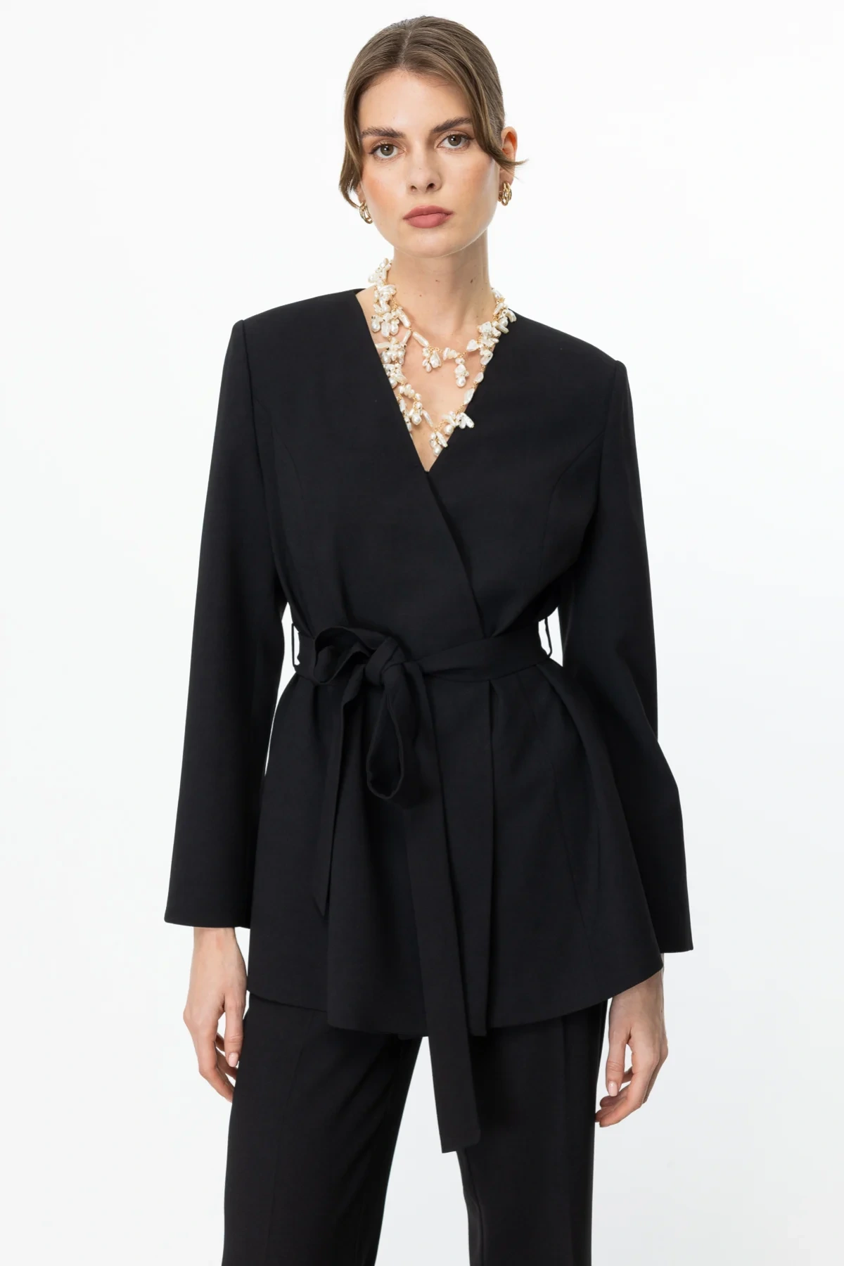 Ekol Düğmeli Bel Kuşaklı Kadın Siyah Ceket 04232