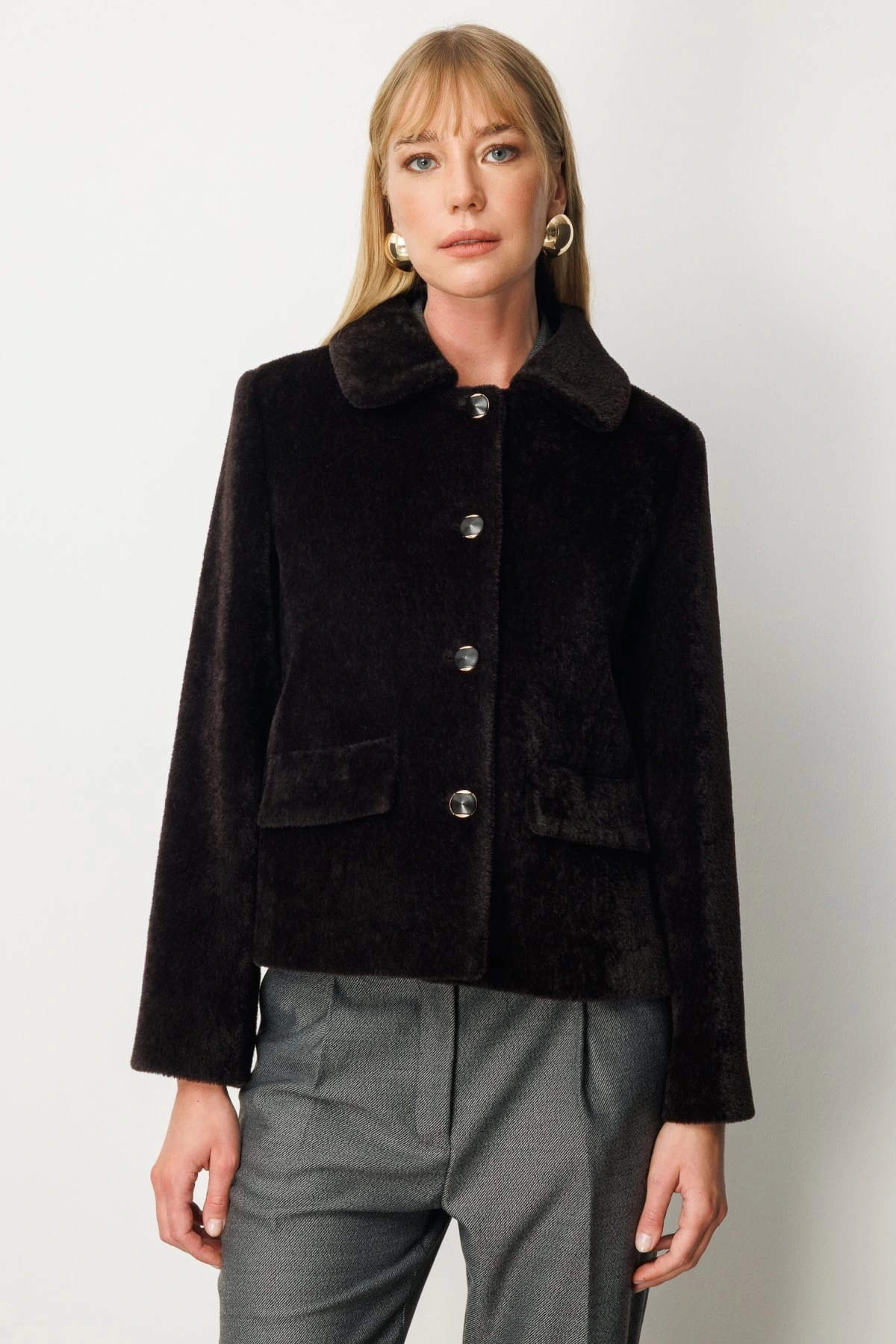 Ekol Düğmeli Peluş Kadın Kahverengi Manto 06025