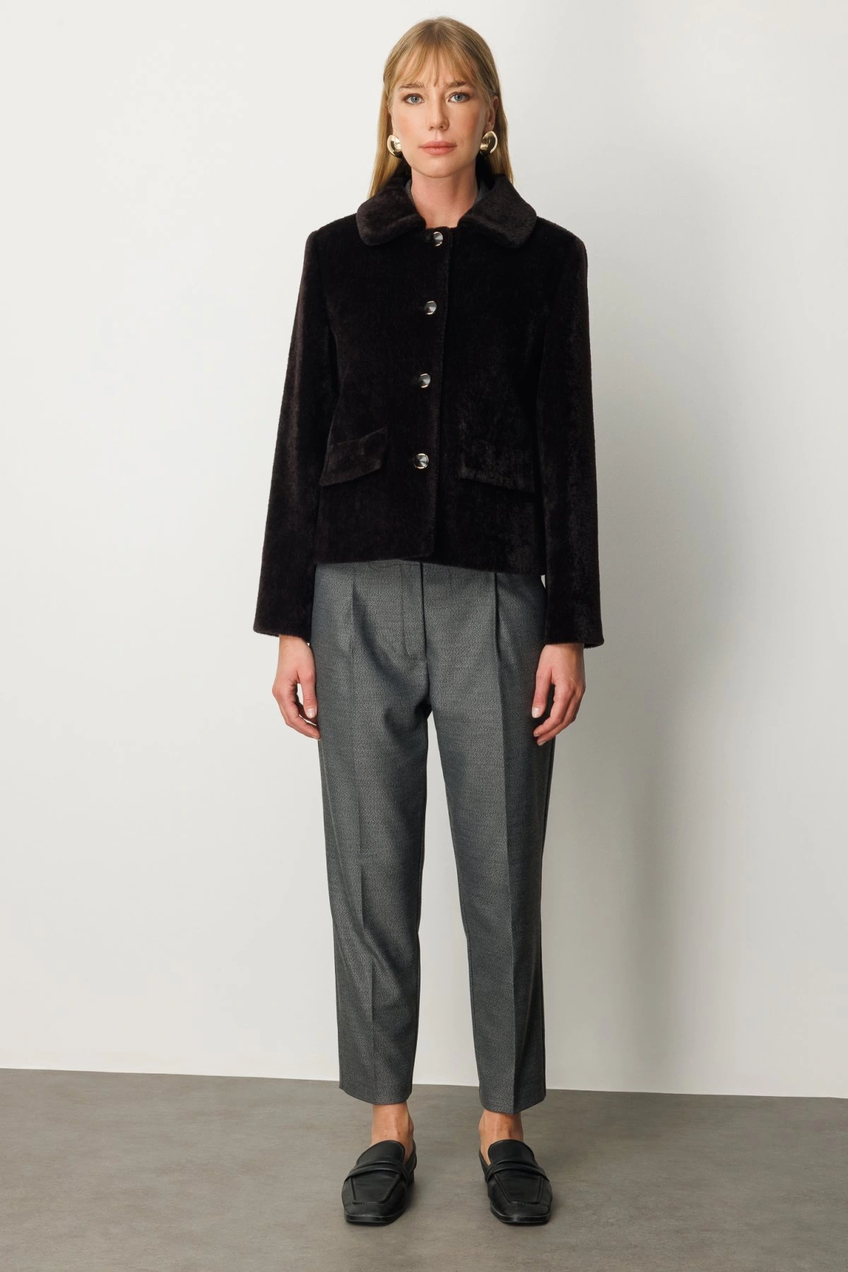 Ekol Düğmeli Peluş Kadın Kahverengi Manto 06025