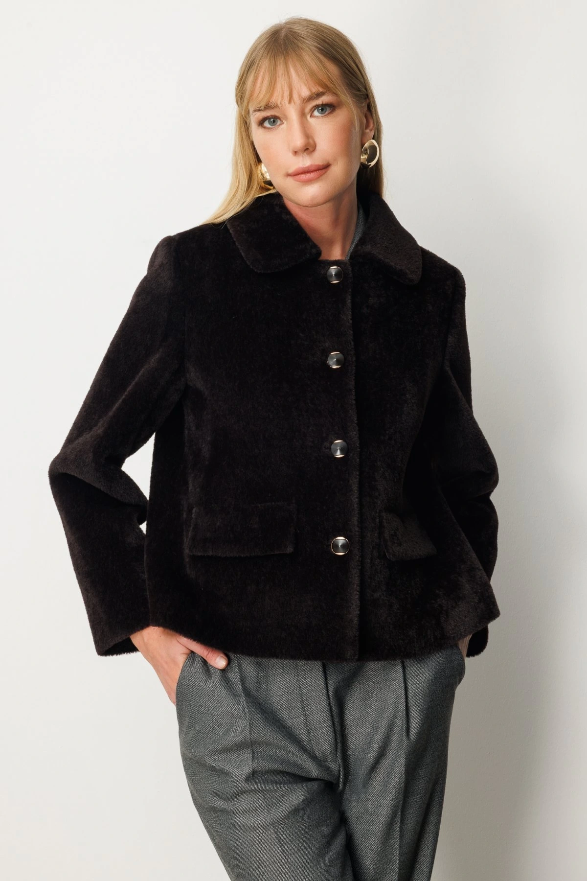 Ekol Düğmeli Peluş Kadın Kahverengi Manto 06025