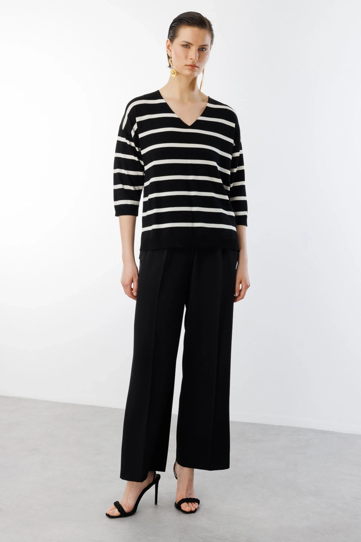 Ekol İspanyol Paça Siyah Kadın Pantolon 04212