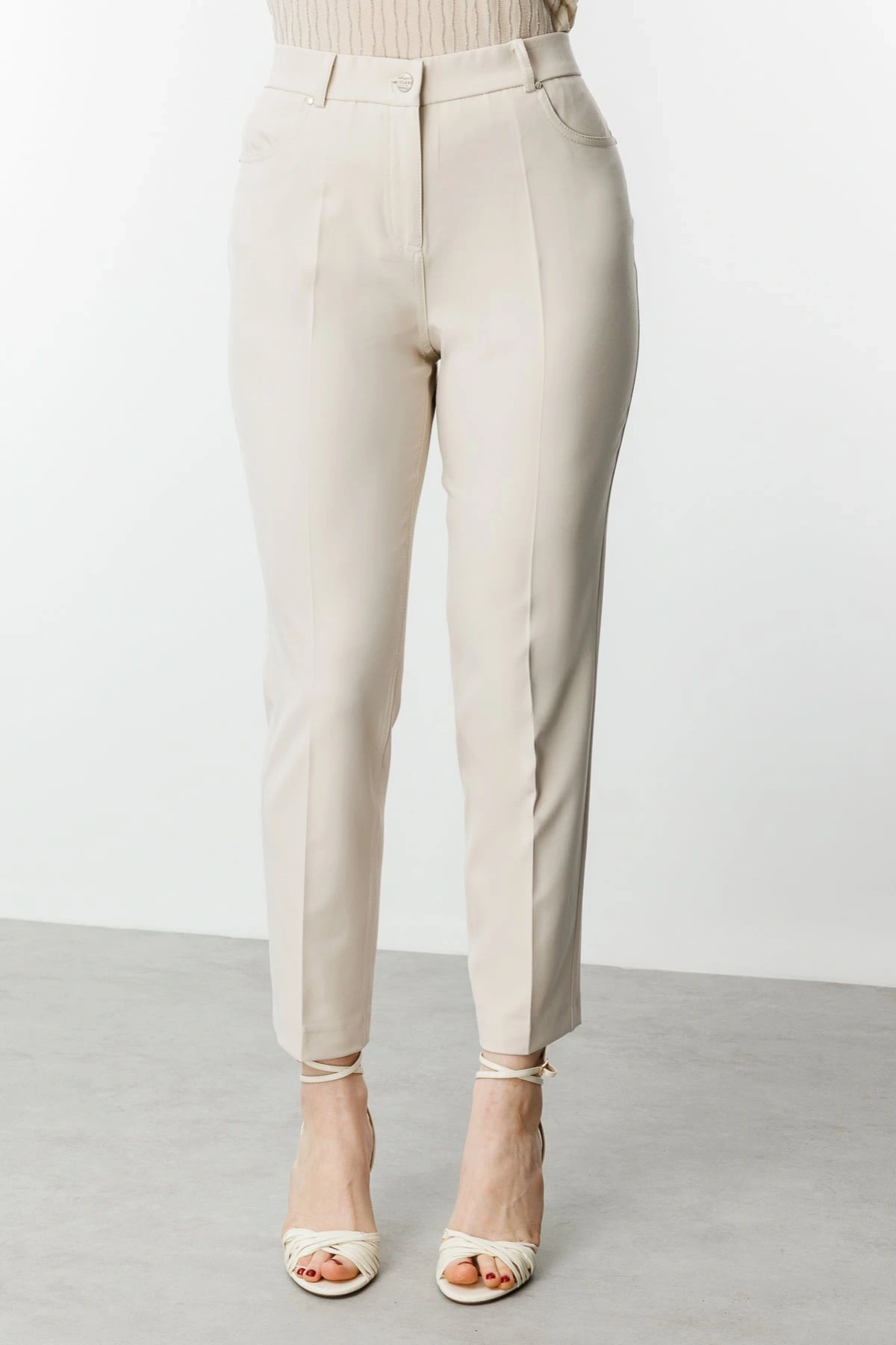 Ekol Büyük Beden Boru Paça Kum Renk Kadın Kumaş Pantolon 02004