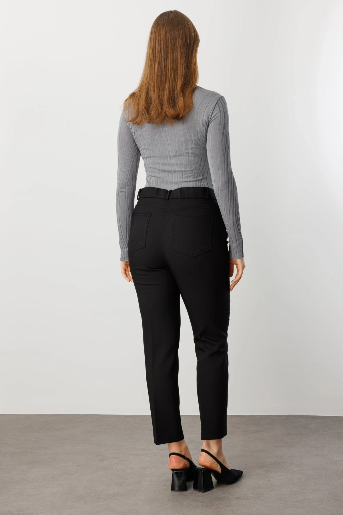 Ekol Kadın Boru Paça Siyah Pantolon 01009