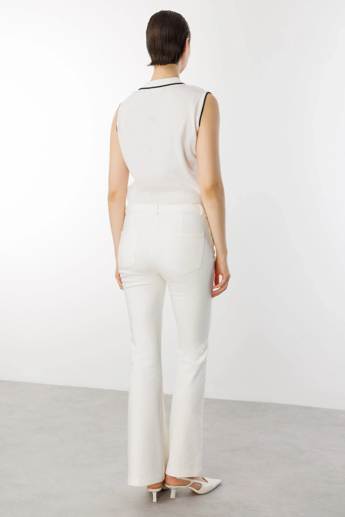 Ekol Kadın İspanyol Paça Ekru Pantolon 02044