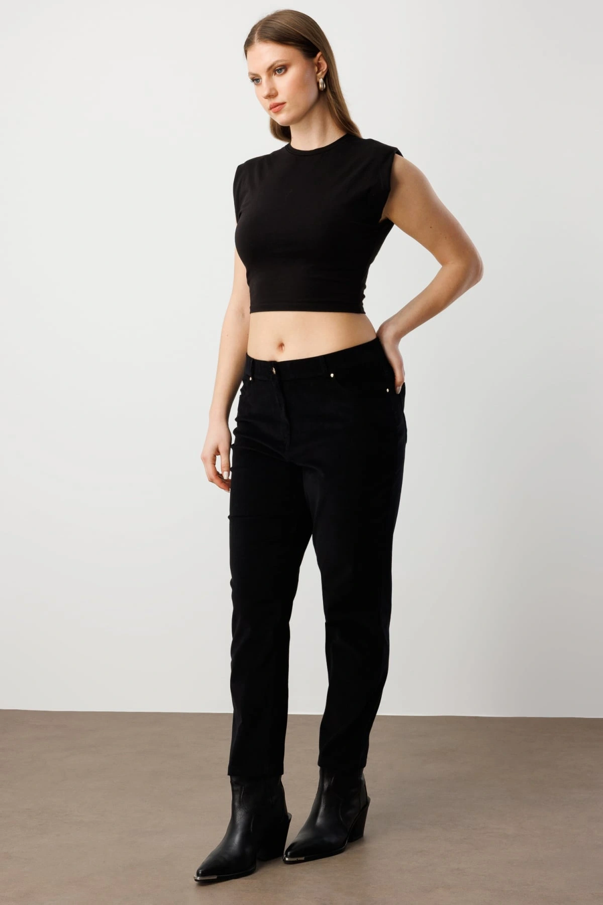 Ekol Kadın Kadife Siyah Pantolon 01051