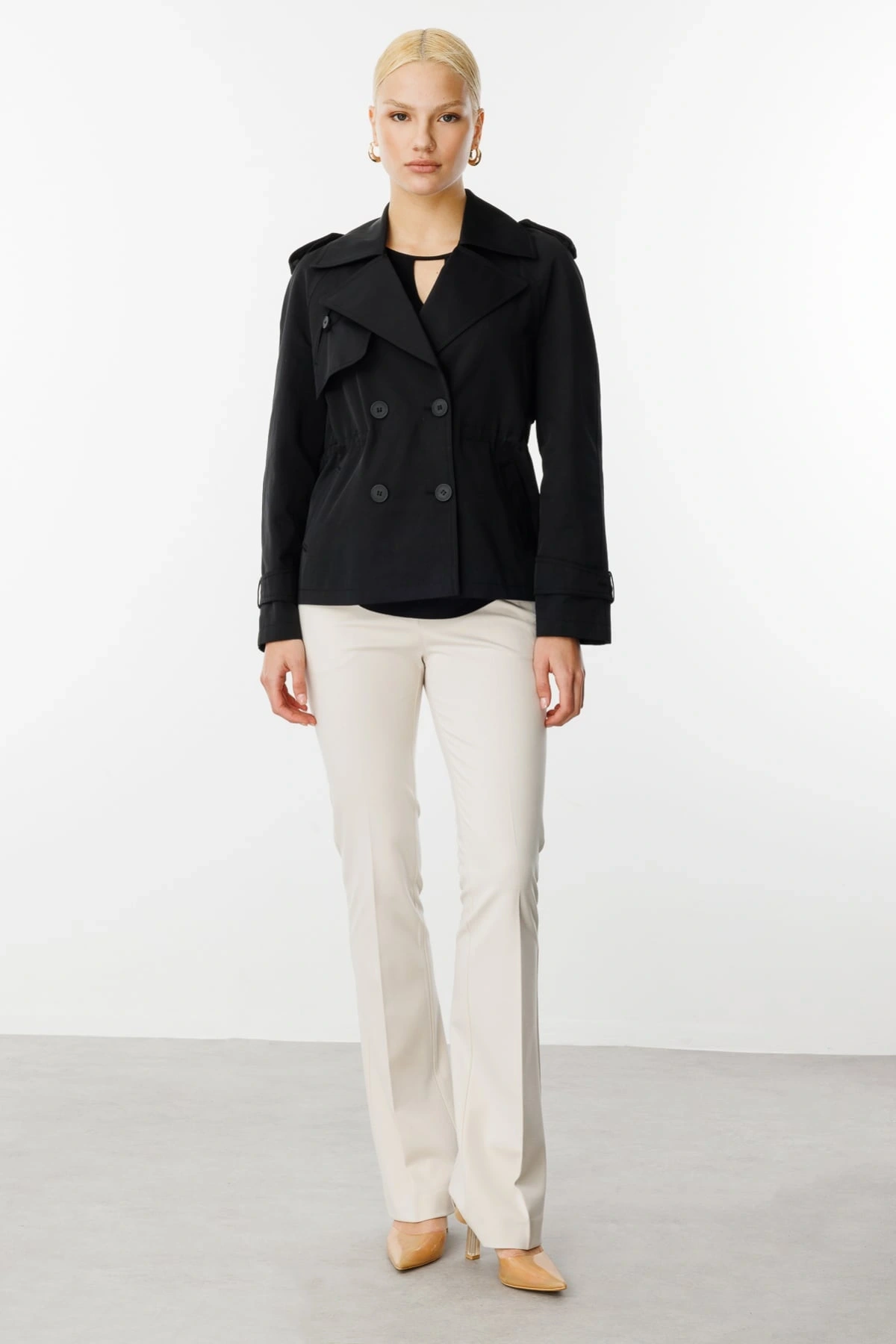 Ekol Kadın Kısa Boy Siyah Trençkot 07006