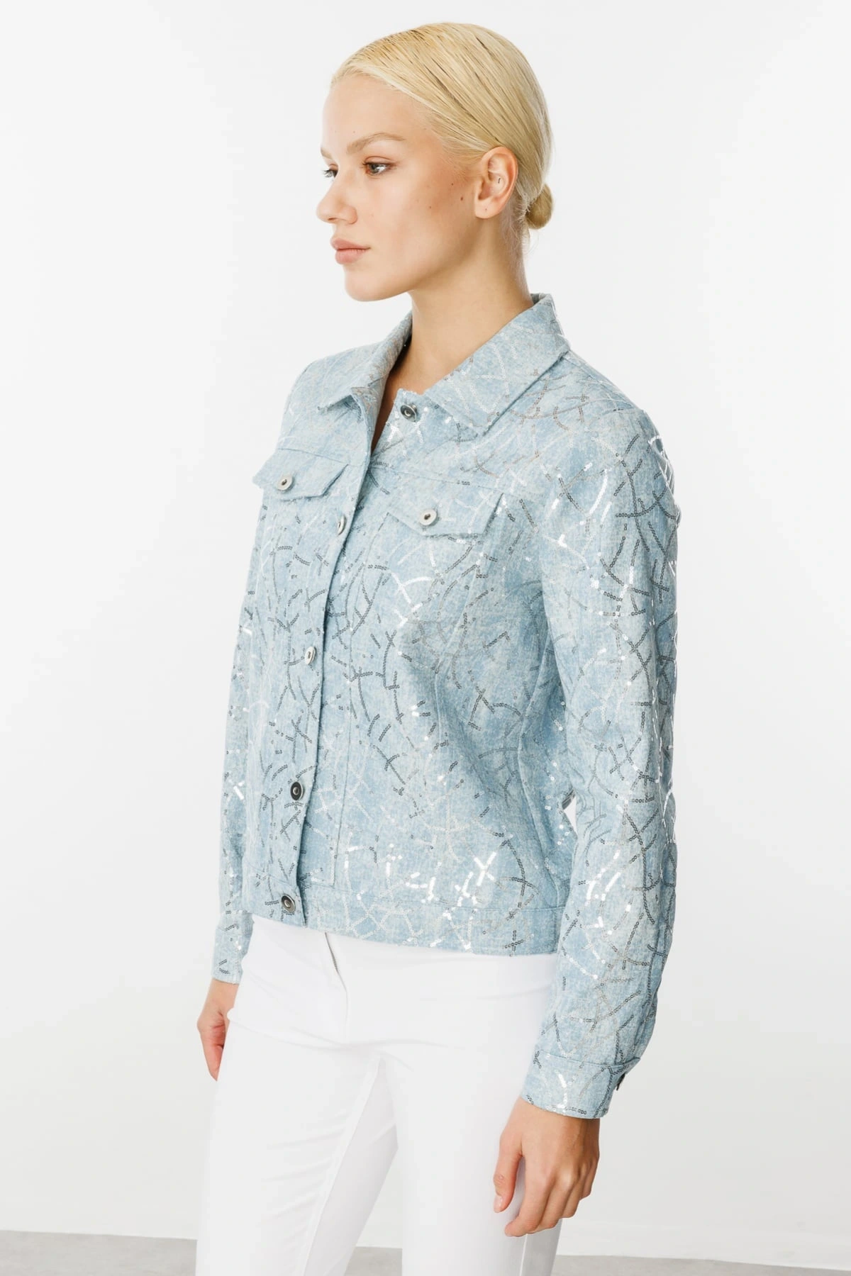 Ekol Kadın Pul İşlemeli Mavi Kot Mont 06026