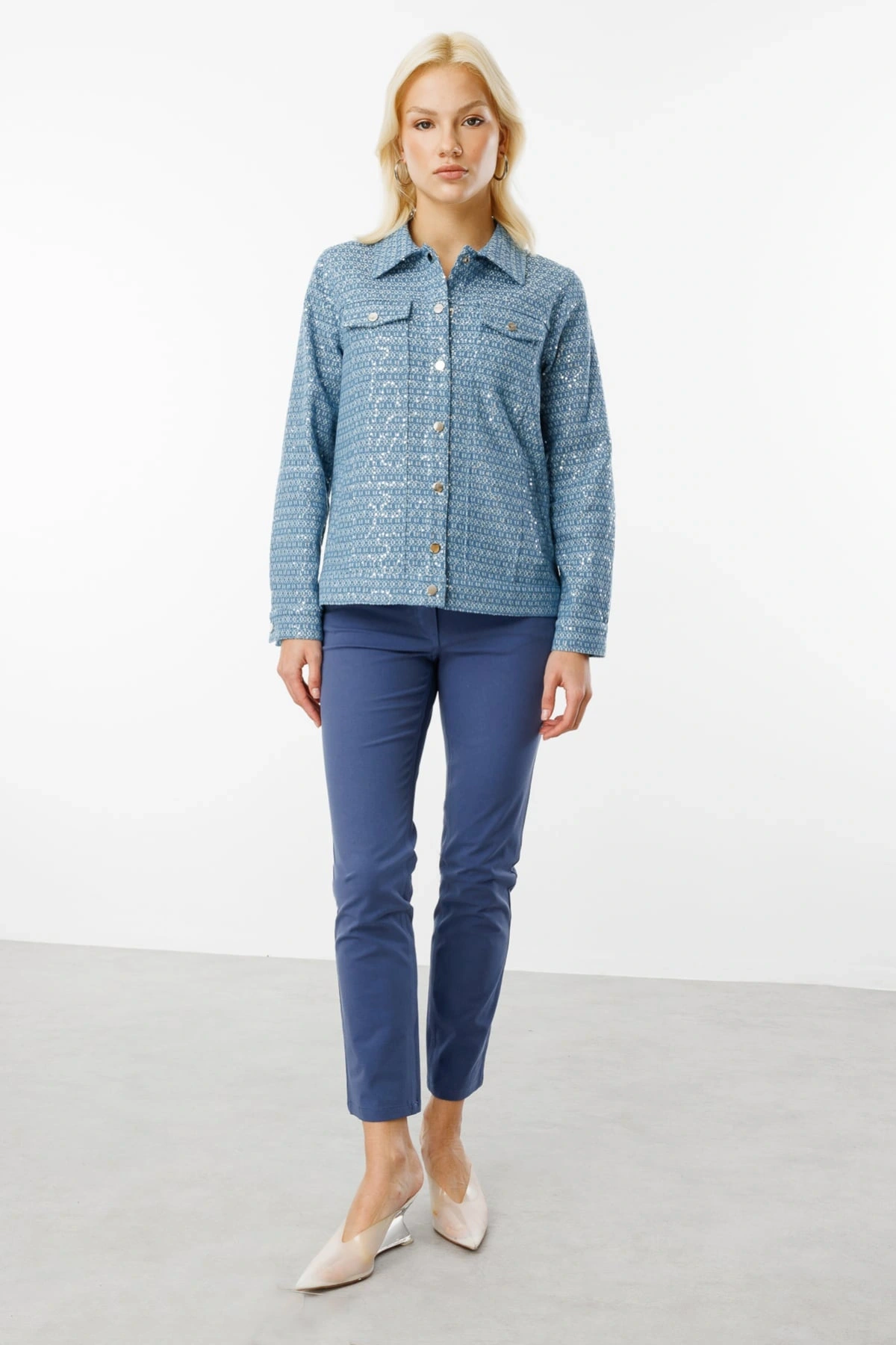 Ekol Kadın Pul İşlemeli Mavi Mont 06030