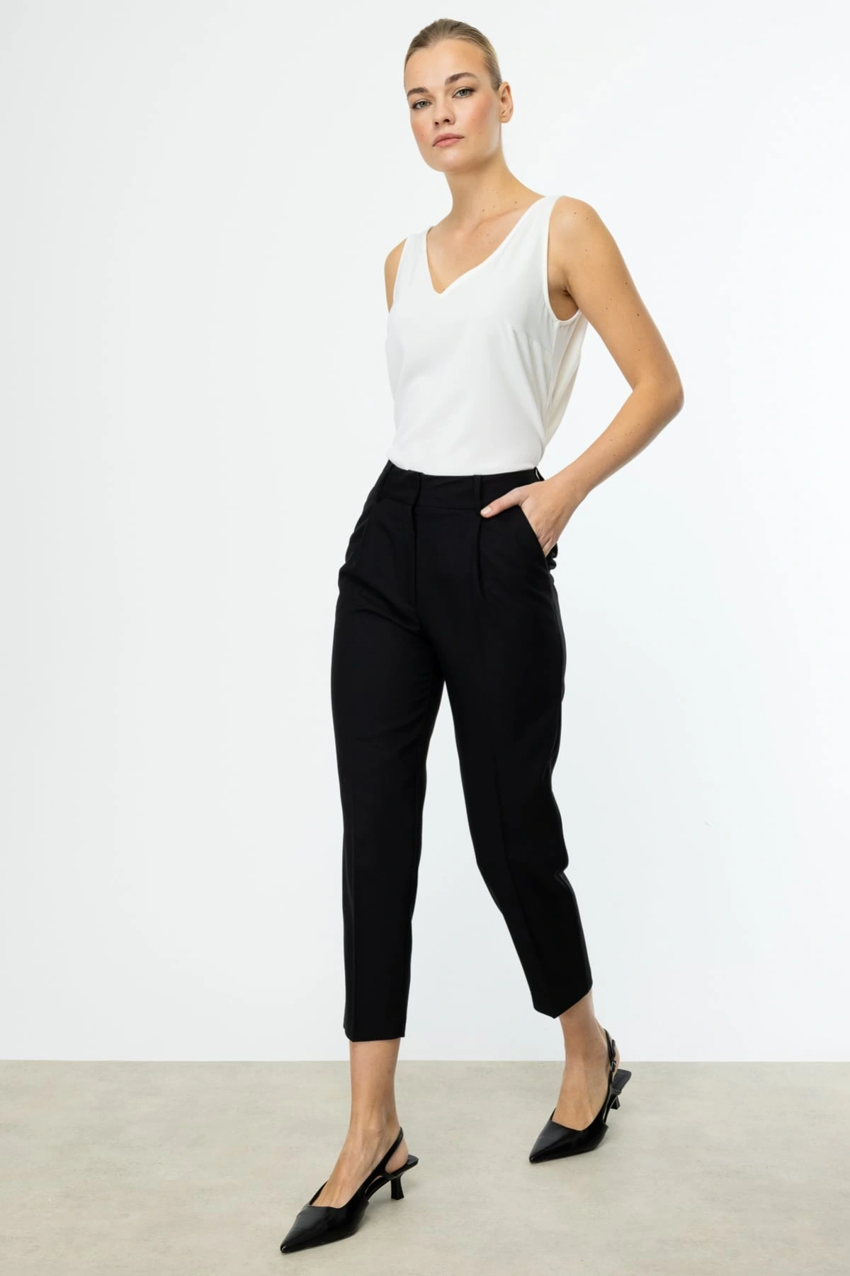 Ekol Kadın Siyah Kumaş Pantolon 04132