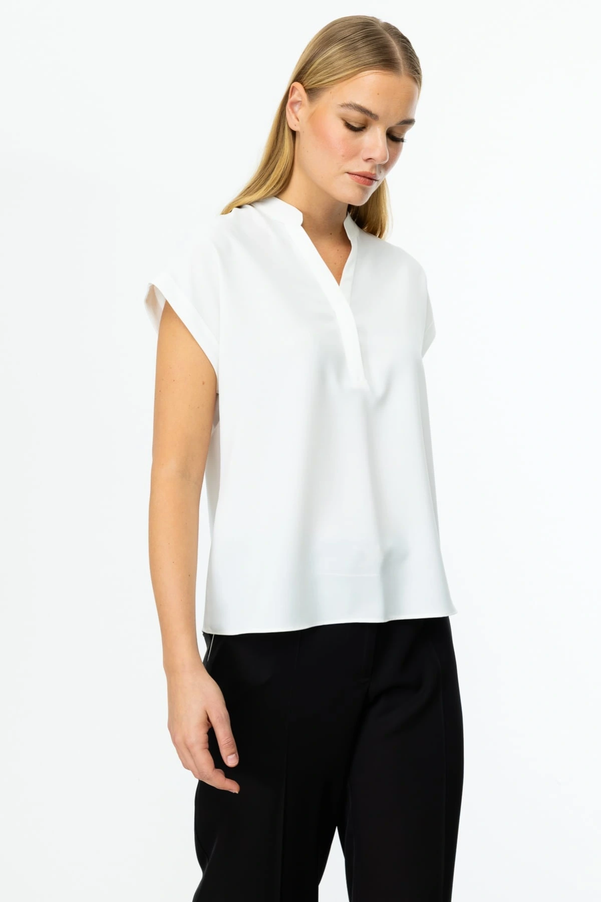 Ekol Kadın V Yaka Ekru Bluz 03044