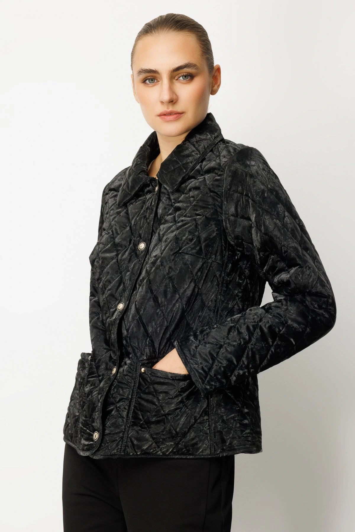 Ekol Siyah İçi Polarlı Kadın Kapitone Mont 06603