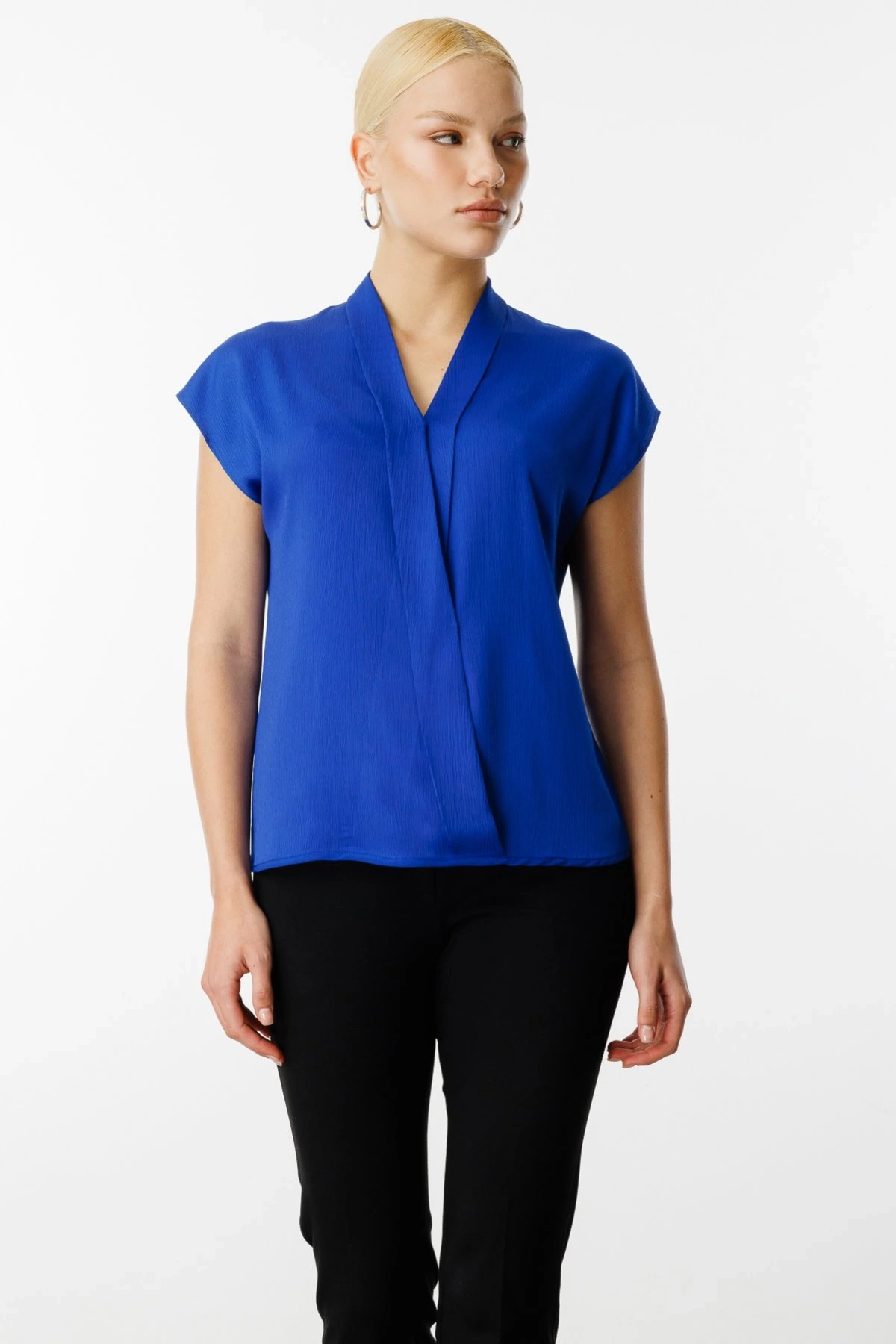 Ekol Kendinden Kırışık Desenli Kolsuz Bluz 03046