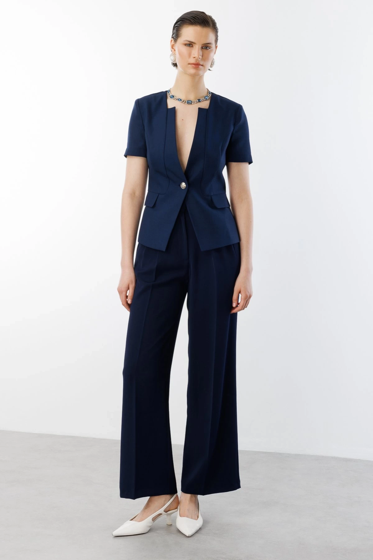 Ekol Kısa Kol Tek Düğme Kadın Lacivert Ceket 04126