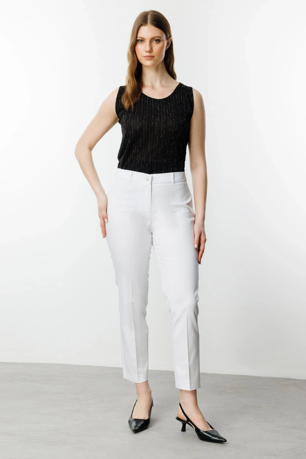 Ekol Kadın Klasik Kesim Ekru Pantolon 02028