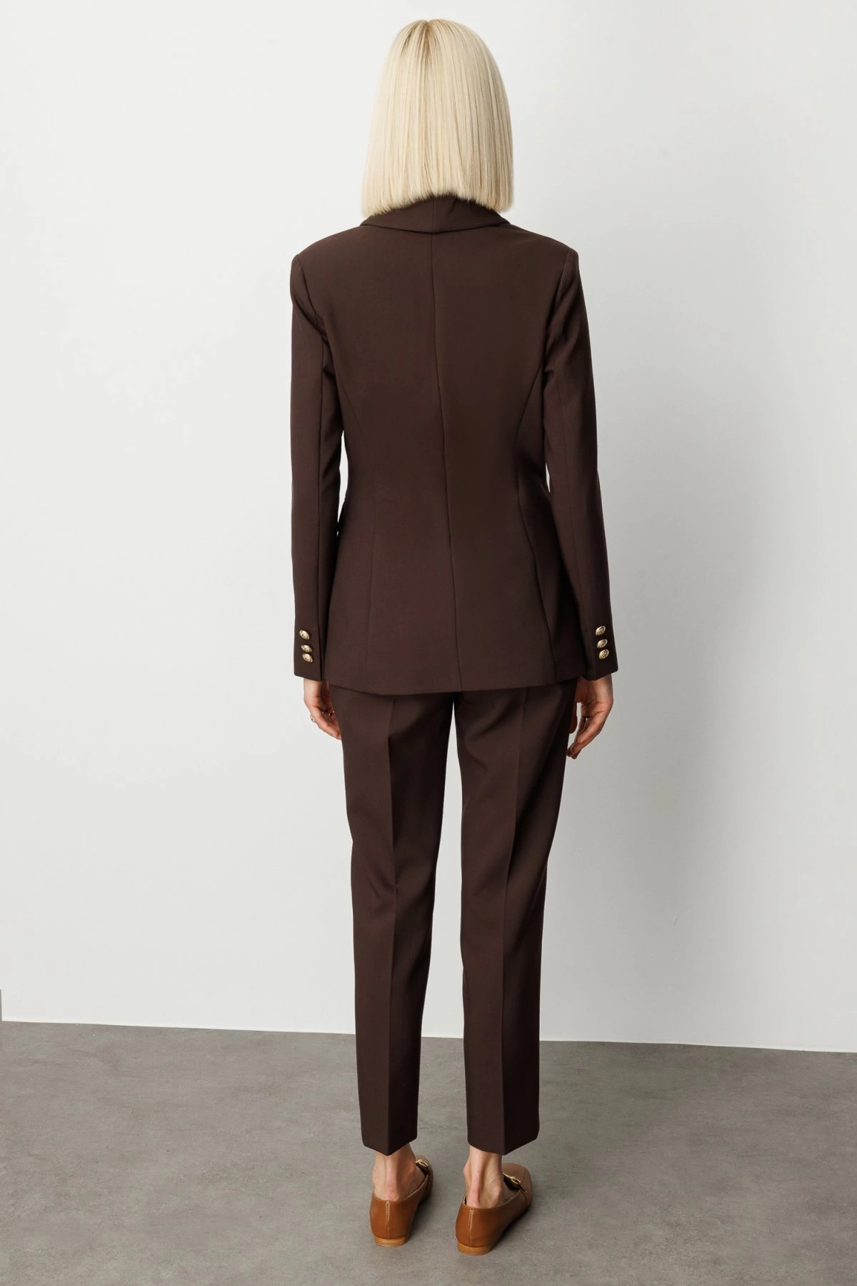 Ekol Kruvaze Yaka Kapak Cepli Kadın Kahverengi Ceket 05013