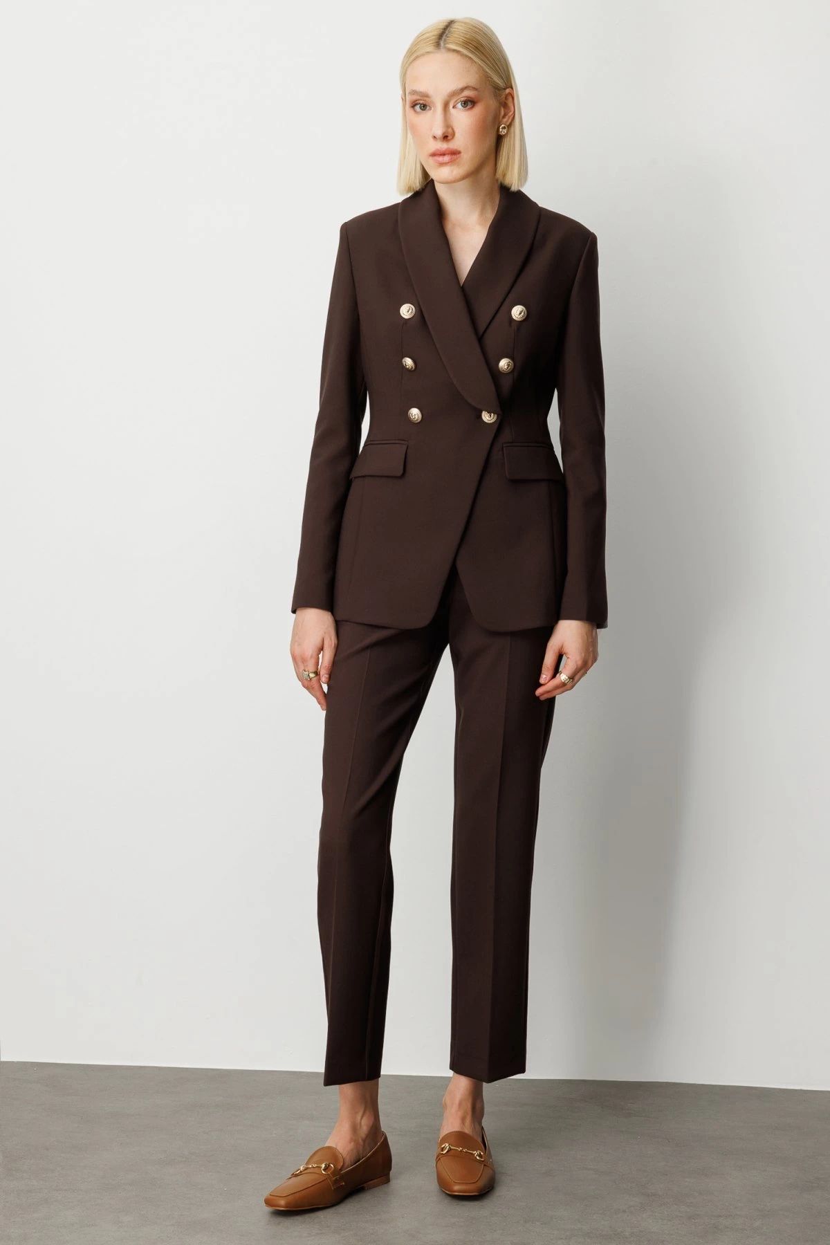 Ekol Kruvaze Yaka Kapak Cepli Kadın Kahverengi Ceket 05013