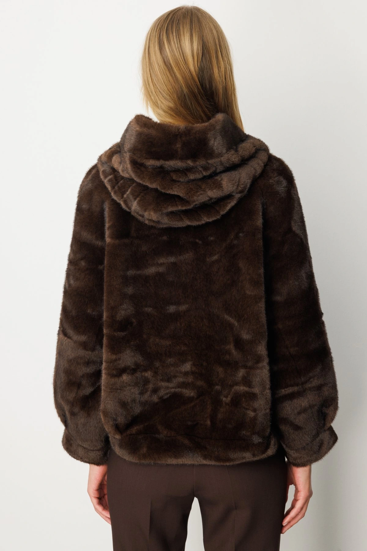 Ekol Kürklü Kahverengi Kadın Peluş Mont 06903