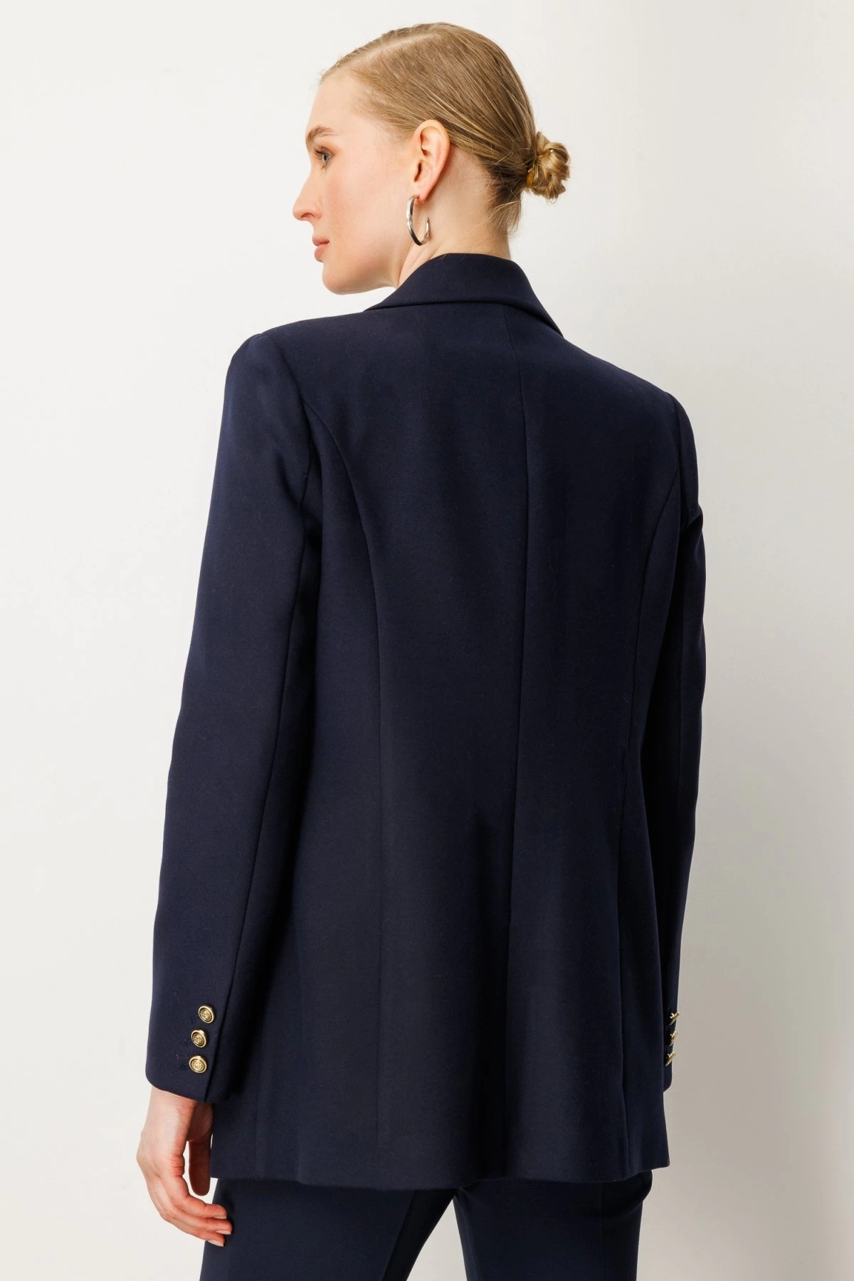 Ekol Önü Armalı Kapak Cepli Lacivert Kadın Kaşe Ceket 05071