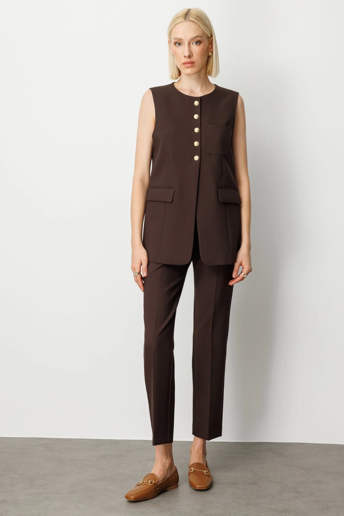 Ekol Önü Düğmeli Kapak Cepli Bordo Kadın Yelek 05007