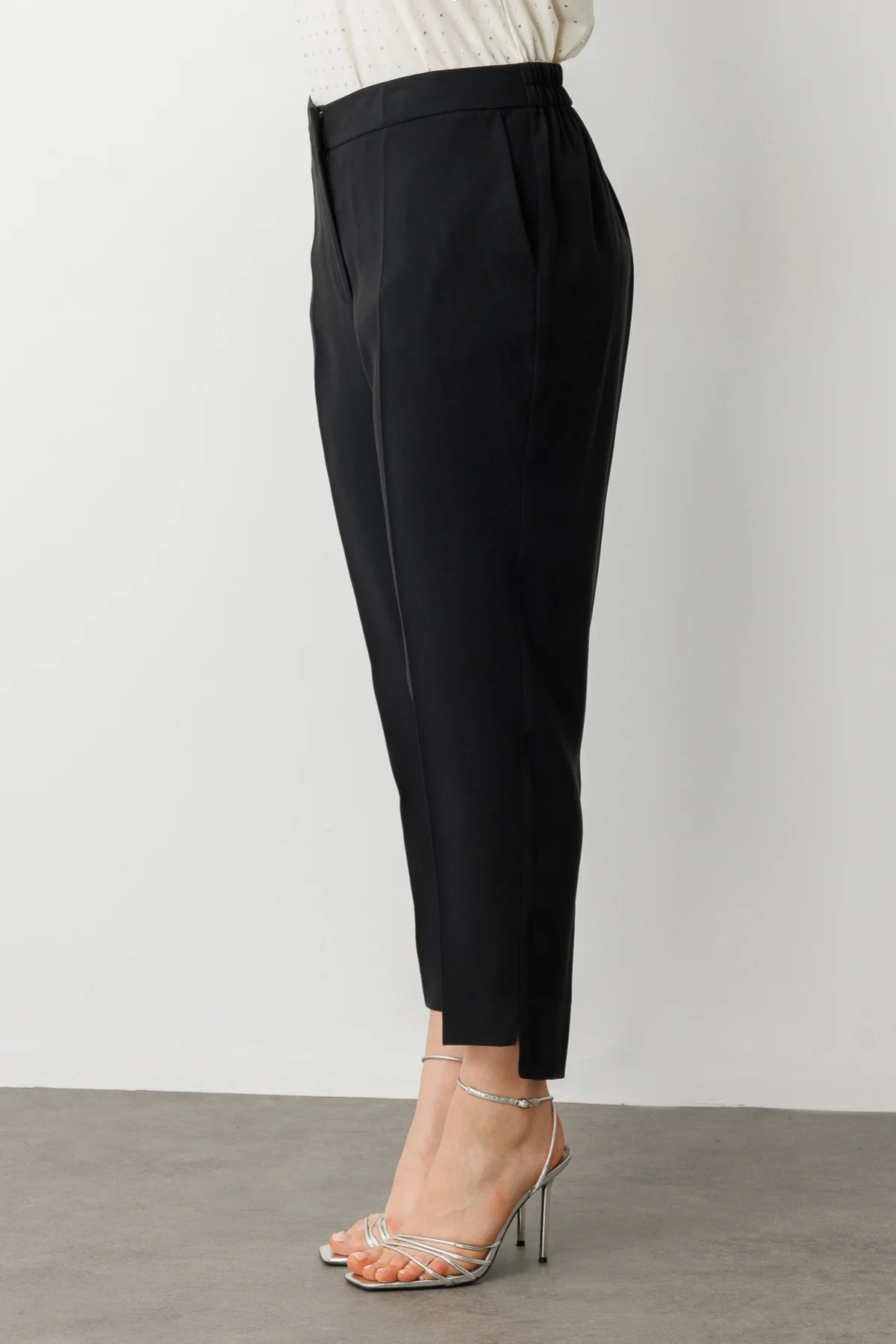 Ekol Paça Detay Siyah Kadın Pantolon 02108