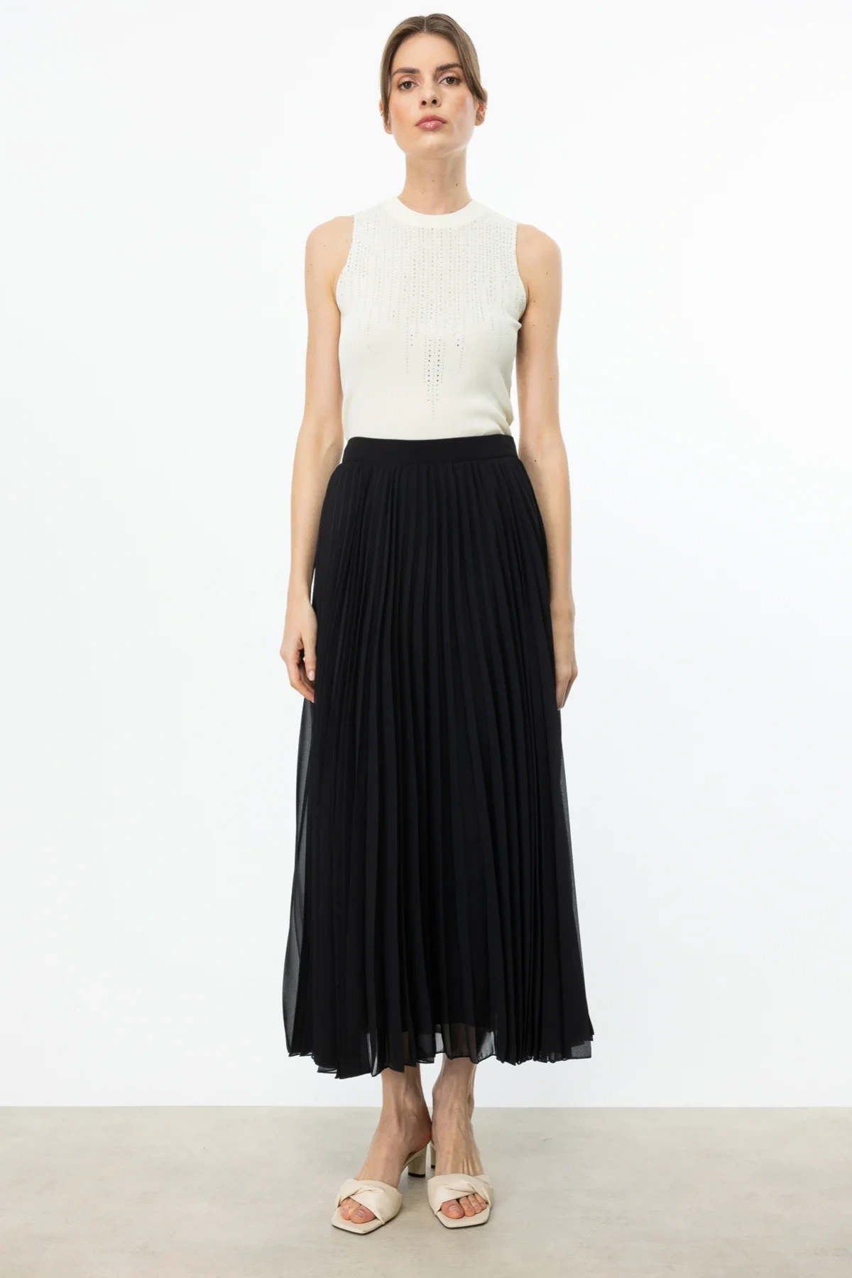 Ekol Pileli Şifon Etek 01086