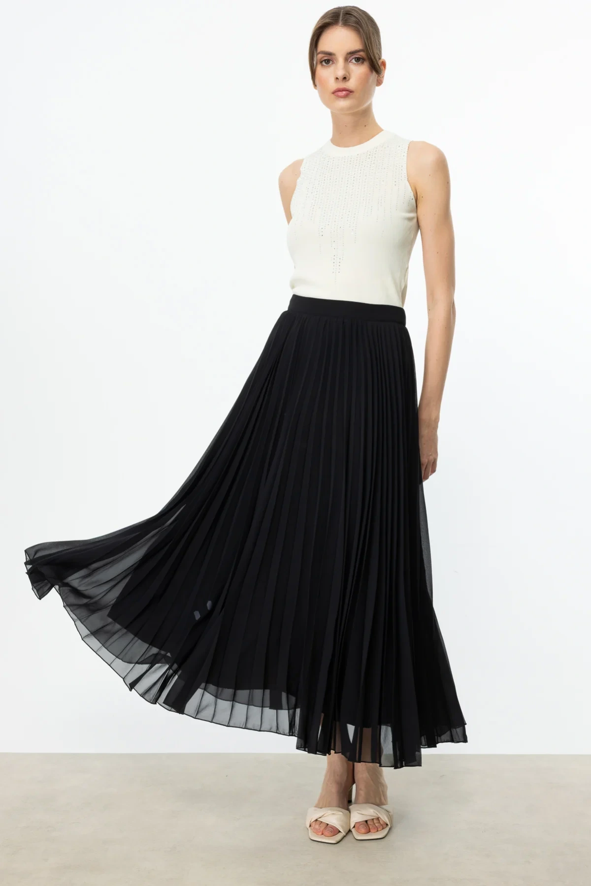 Ekol Pileli Şifon Etek 01086