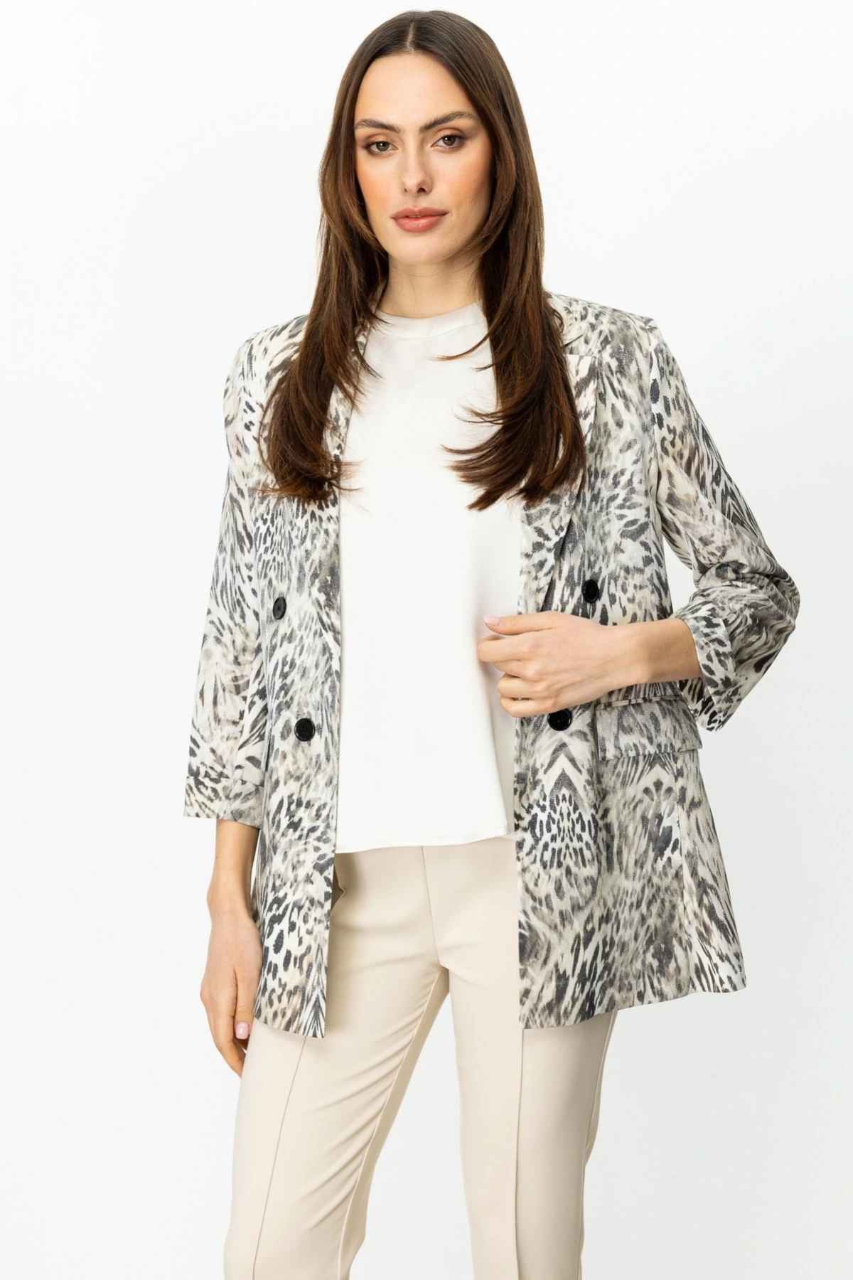 Ekol Kadın Süs Düğmeli Duble Kol Kum Renk Ceket 04094